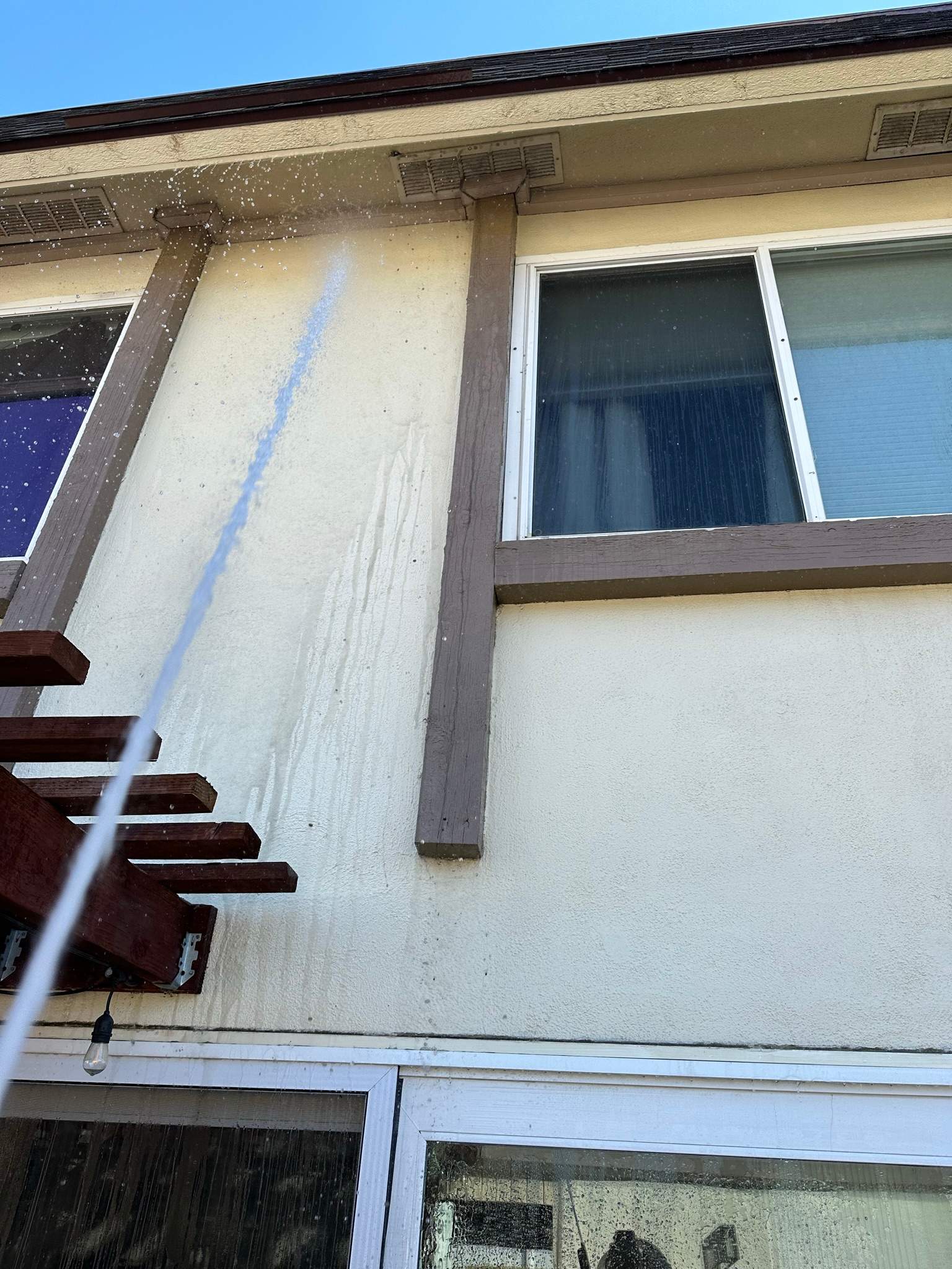 Orange County House Washing at HOA by Property Cleaning Experts