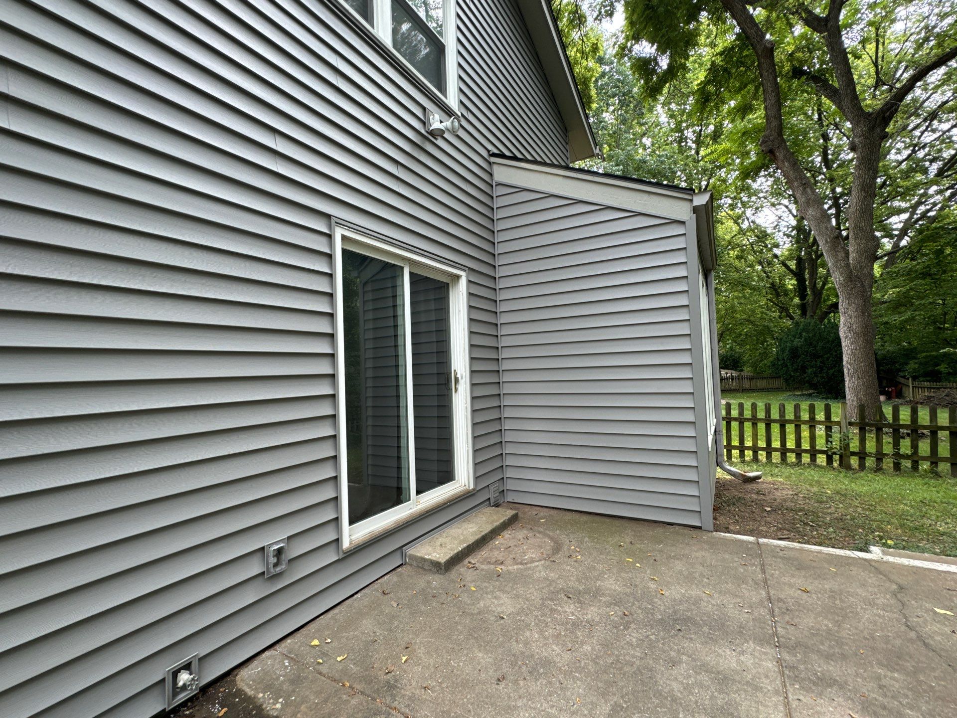 BYE BYE Wood Shakes by EEC Windows, Siding & Roofing