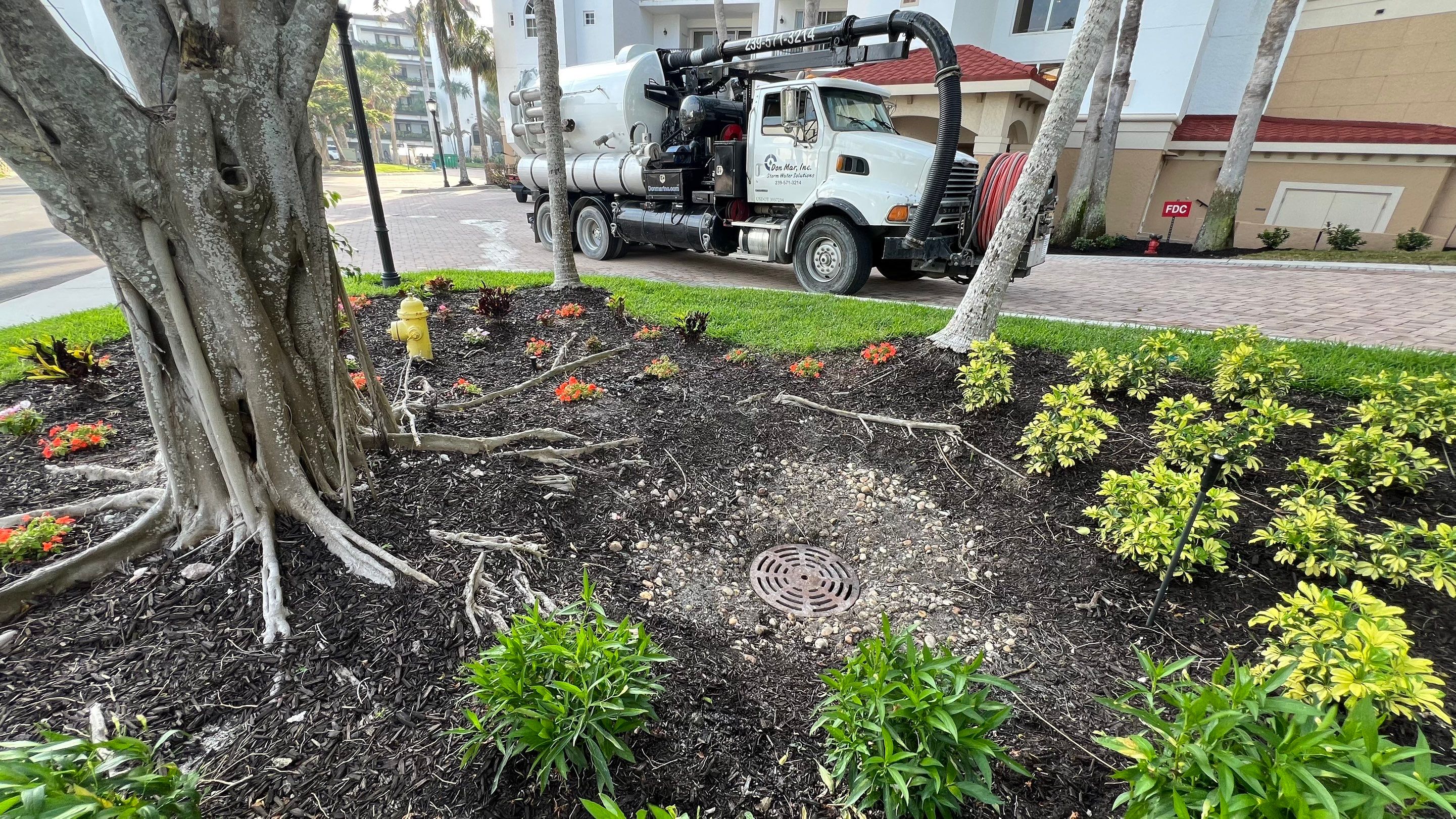Condo Parking Garage Cleanup and Stormwater System Maintenance by APS Power & Water