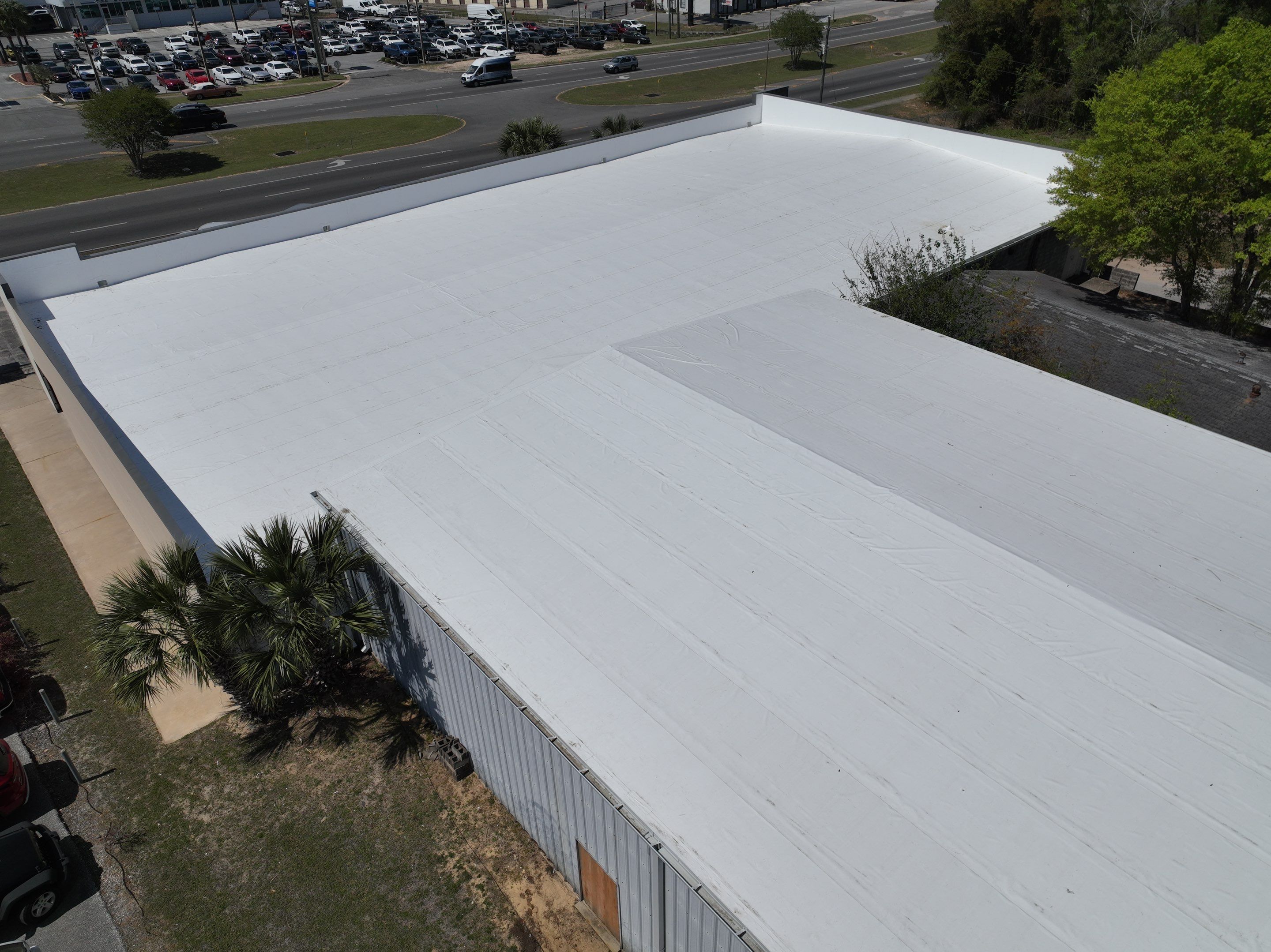 Commercial Retro-Fit Roof system by Professional Roofing Company