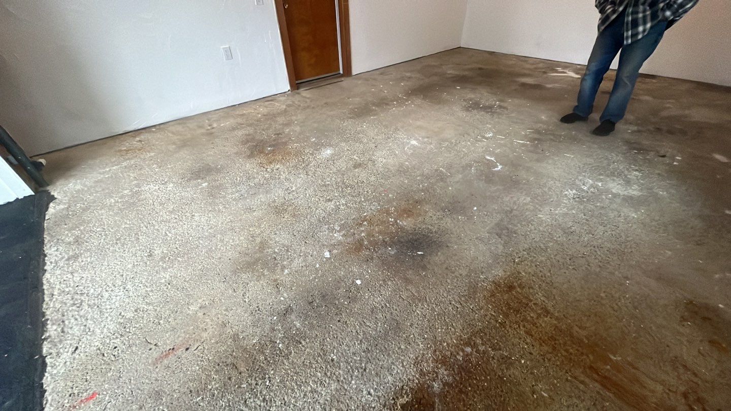 Garage in Nashua, NH 03060 by Symphony Concrete Coatings