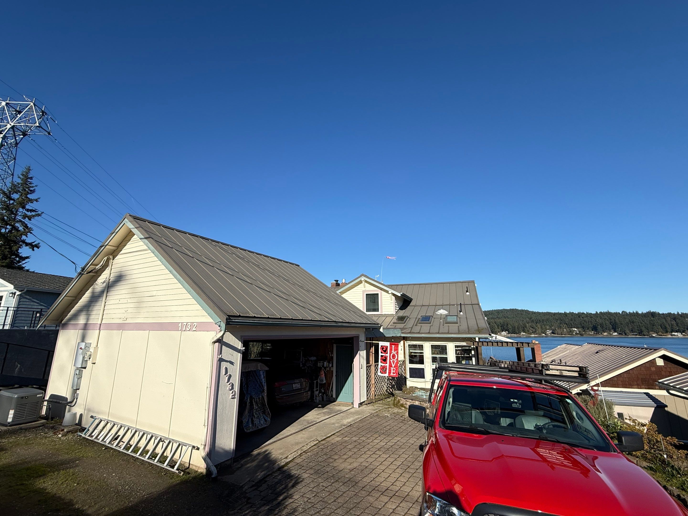 Residential Roof Repair Estimate in Keyport, WA by Hanley Construction