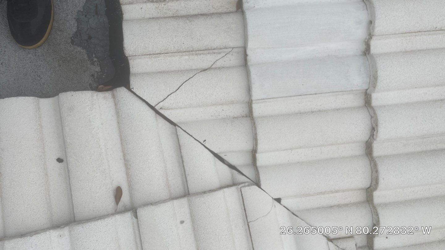 ๐ Customer Spotlight: Lee M. (Black Boater) โ Aastro Roofing Delivers Exceptional Service Again! ๐ by Aastro Roofing