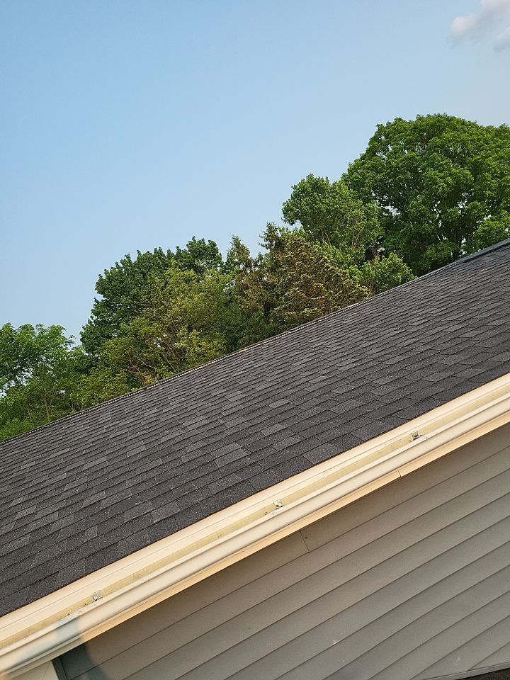 ATLAS PINNACLE COLOR: PRISTINE BLACK by Eagle Eye Roofing