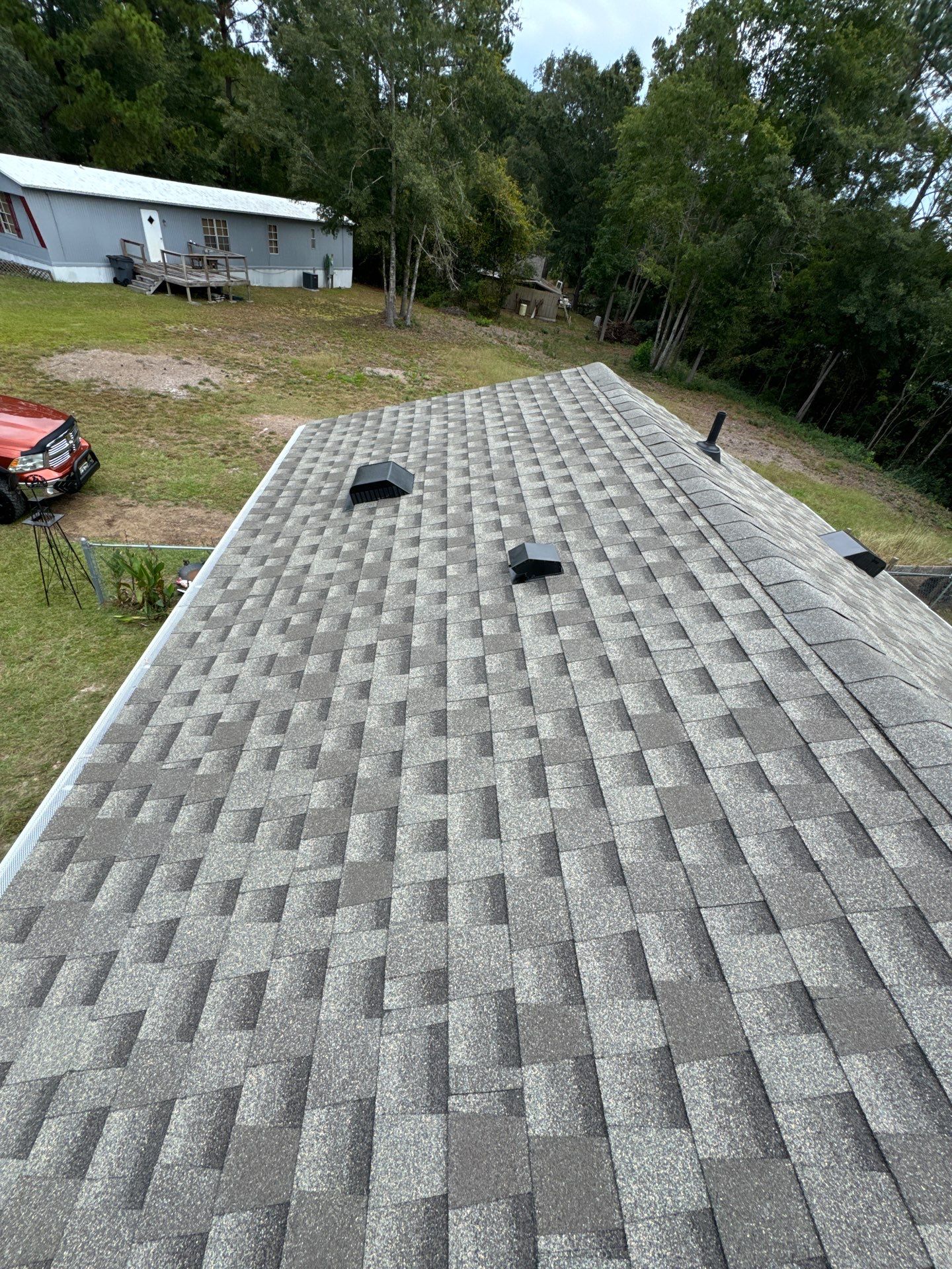 GAF HDZ - Weathered Wood by Linta Roofing Inc
