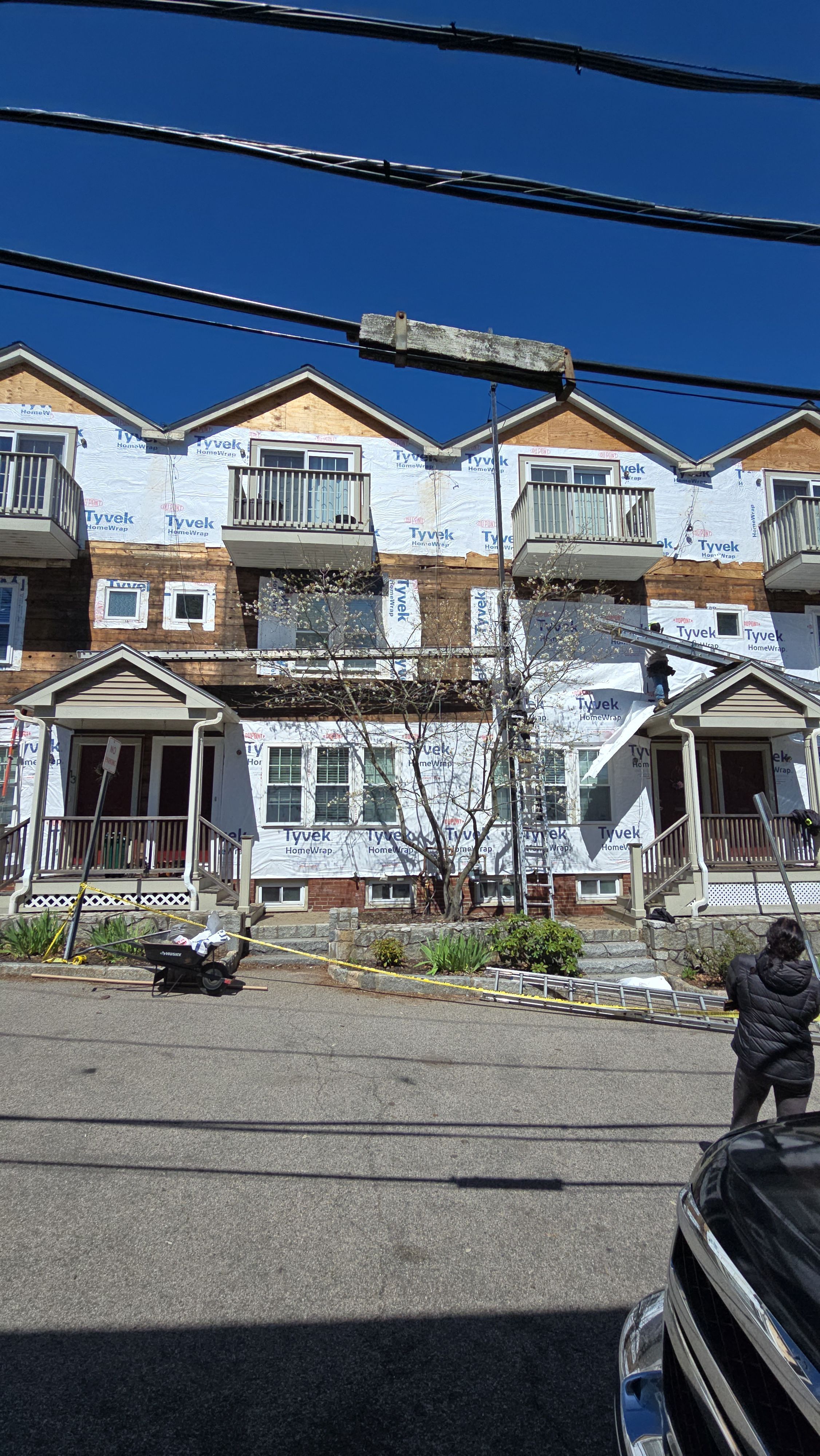 Vinyl siding and Entry Doors inn  Watertown, MA by UBrothers Construction