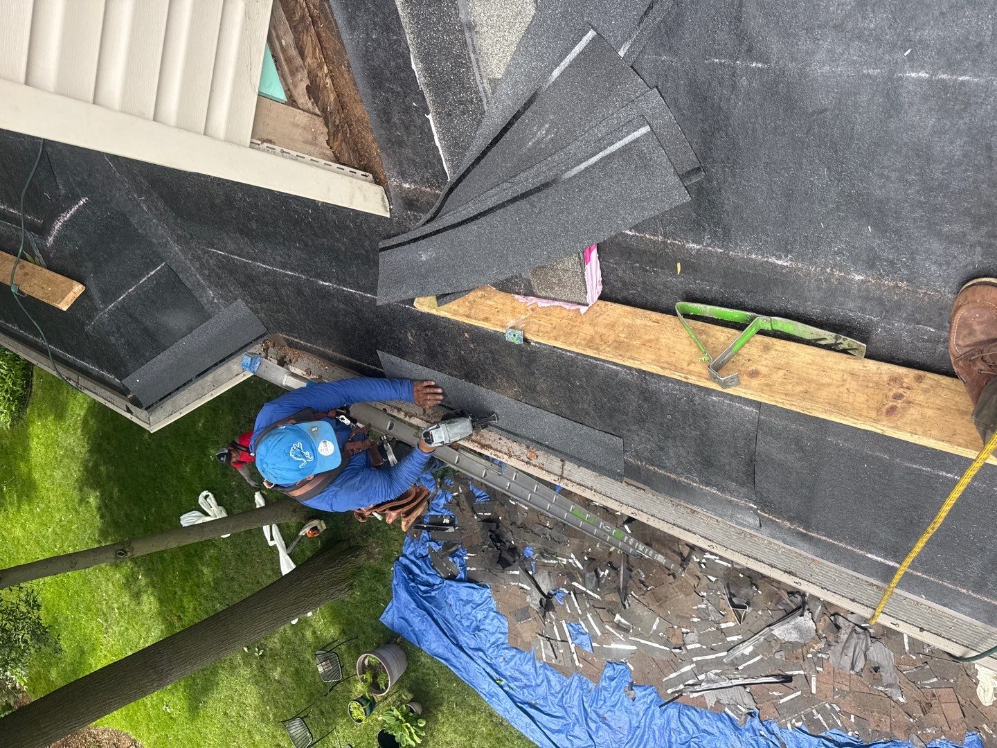 Roof Replacement using Owens Corning Duration Flex by 180 Contractors