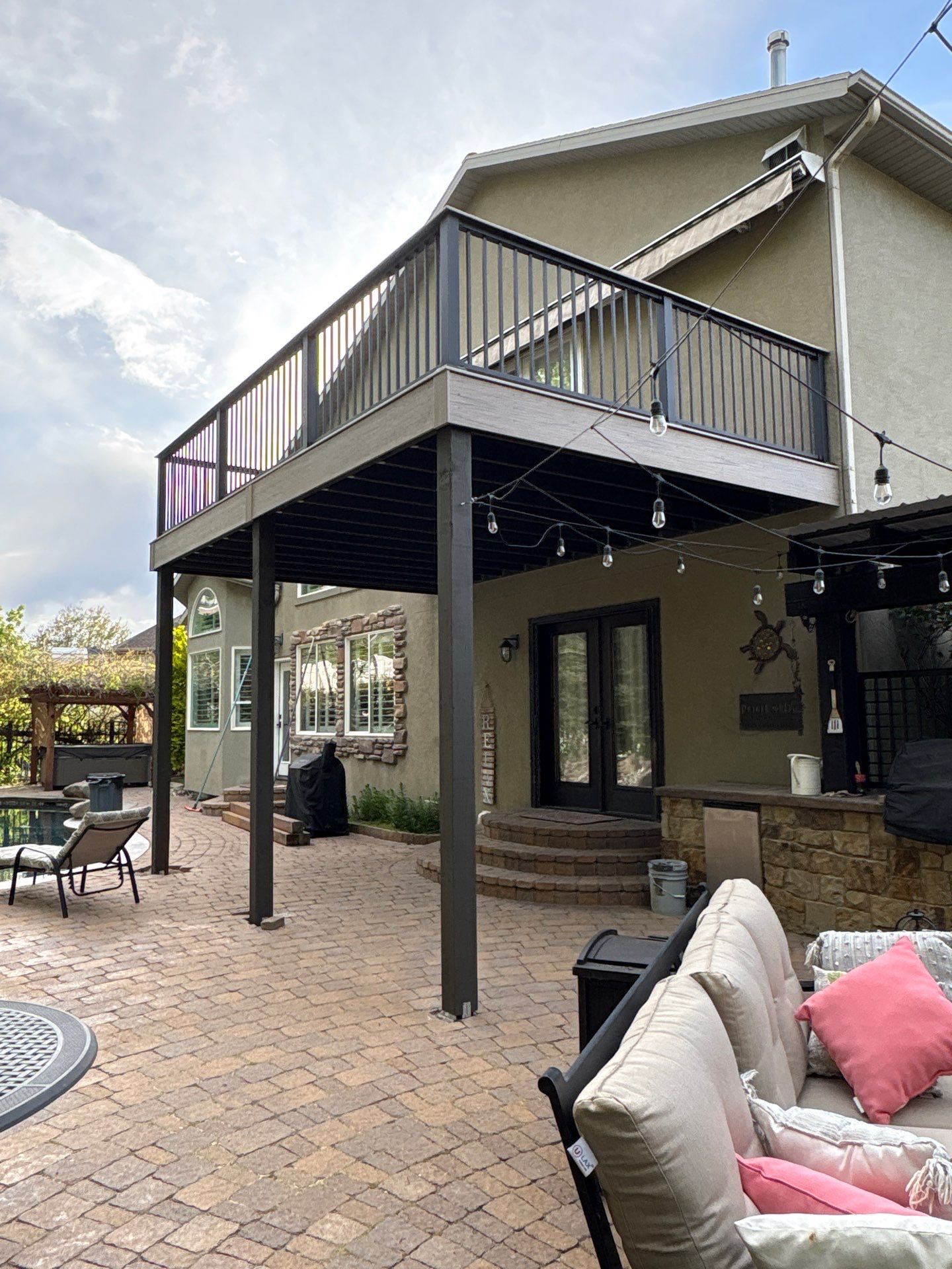 Second-Story Two-Tone Deck by SAGE Decks