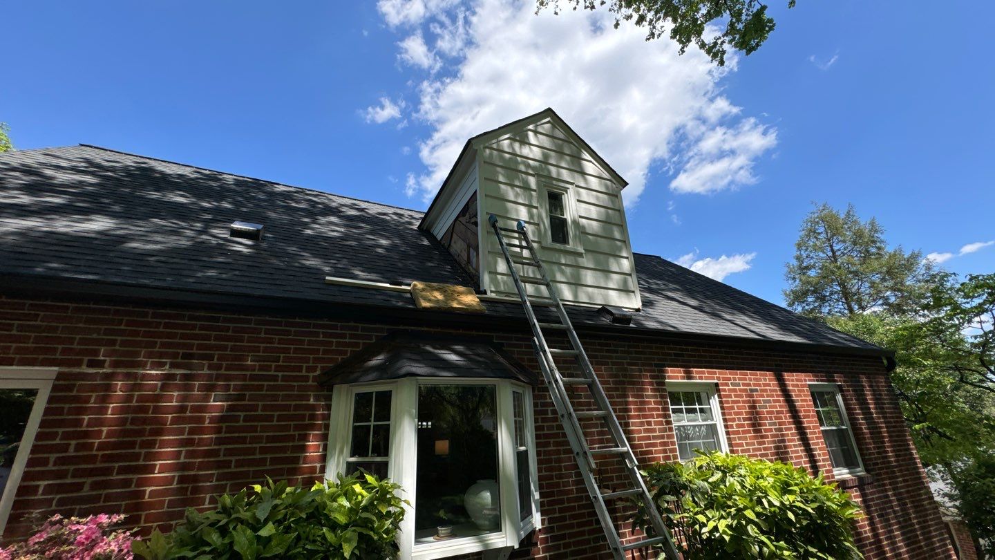 Annandale: James Hardie Siding Installation by RM Banning, Inc.