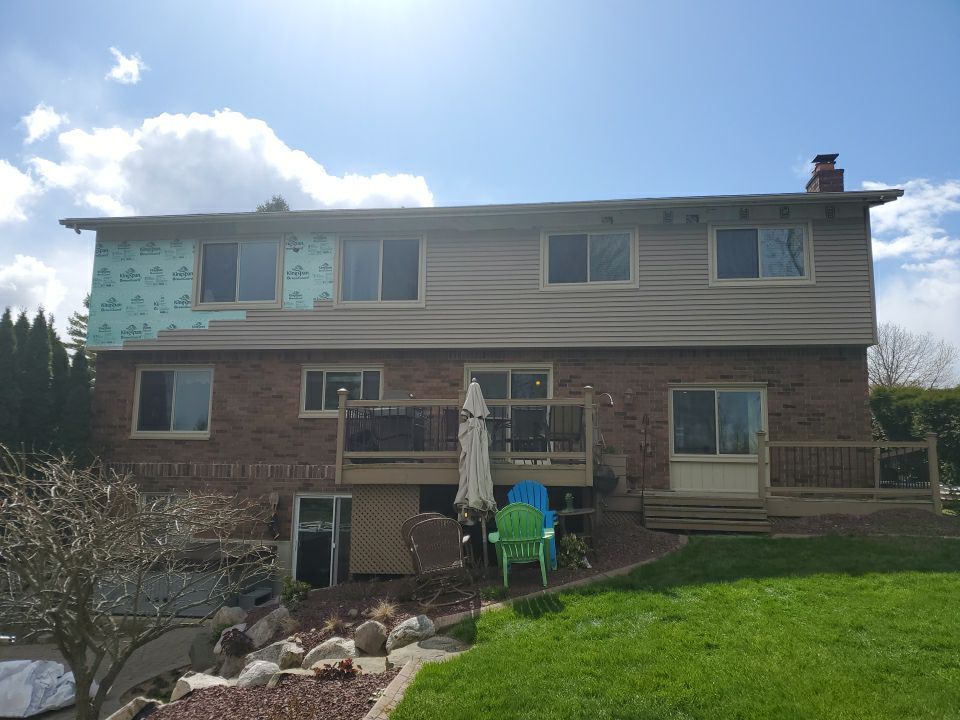 Siding Replacement using Certainteed Restoration Classic D4 by 180 Contractors