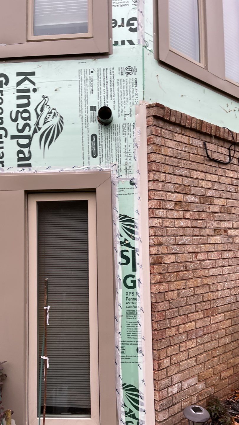 Siding Replacement using CertainTeed Restoration Classic D5 by 180 Contractors