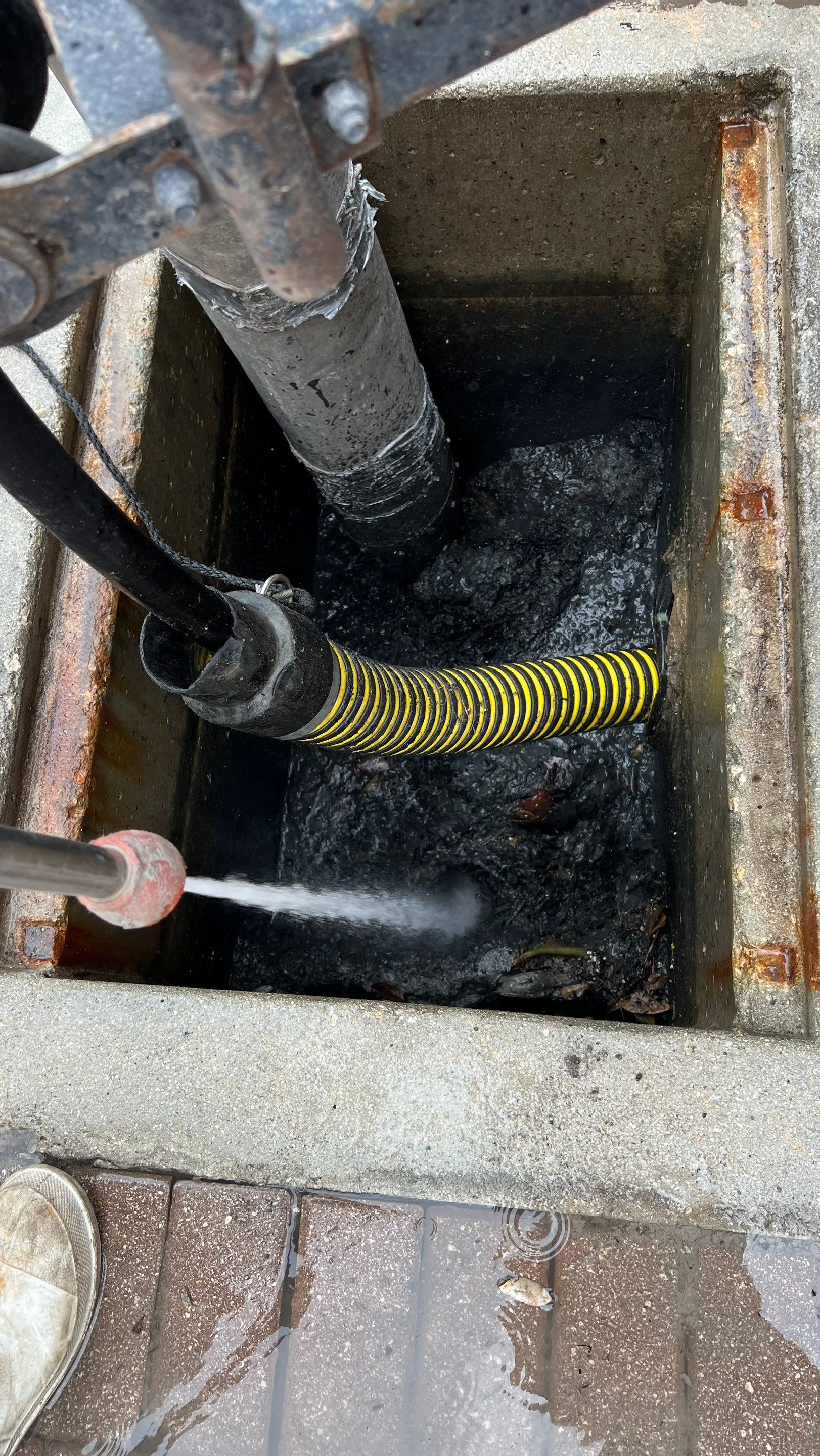 Condo Storm Water System Maintenance by APS Power & Water