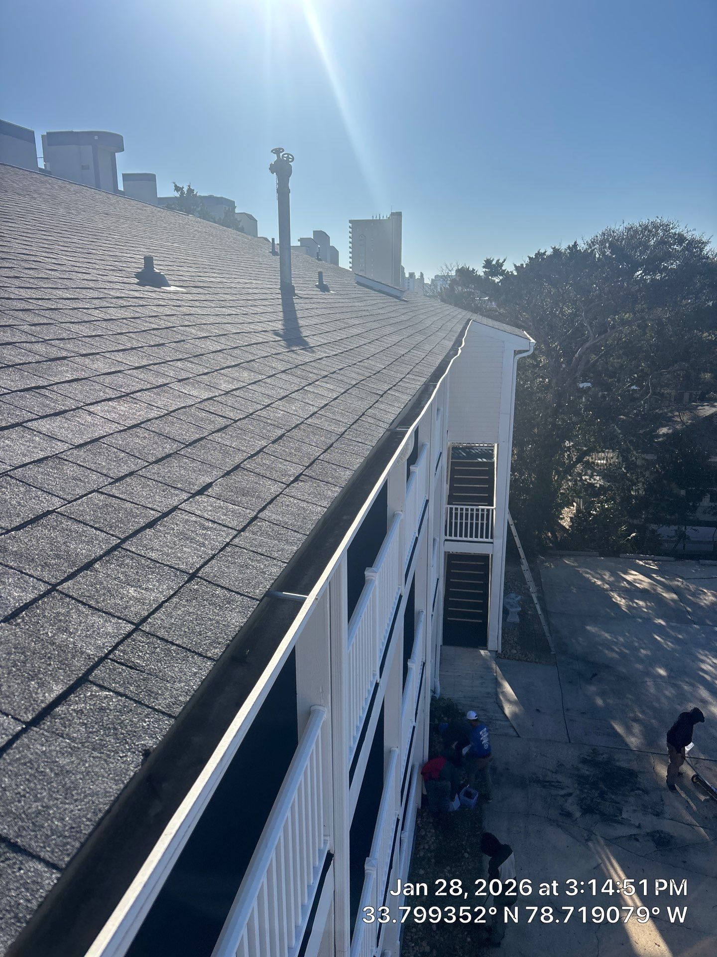 GAF HDZ - Charcoal by Linta Roofing