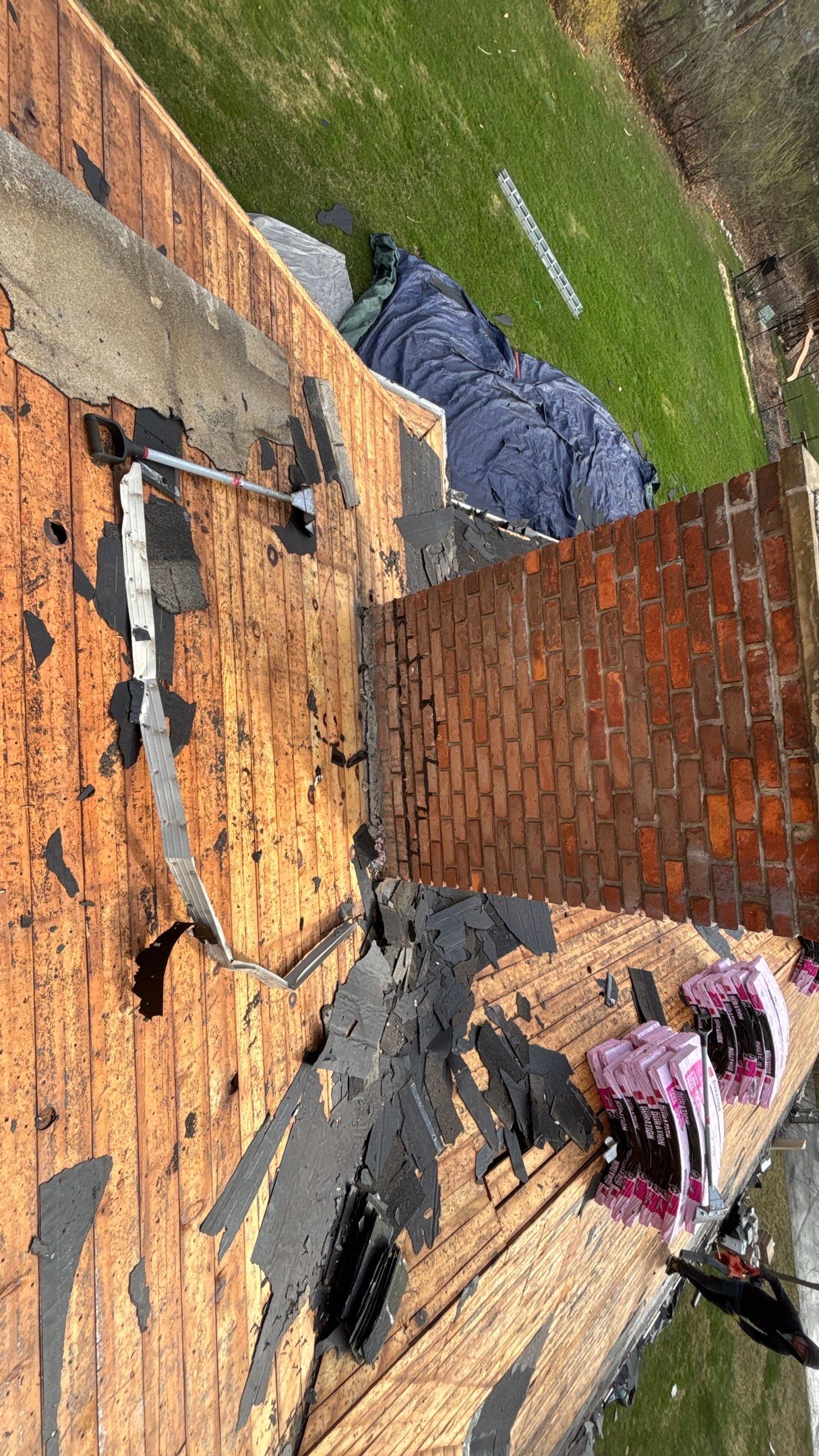 Roof Replacement using Owens Corning Williamsburg Gray by 180 Contractors