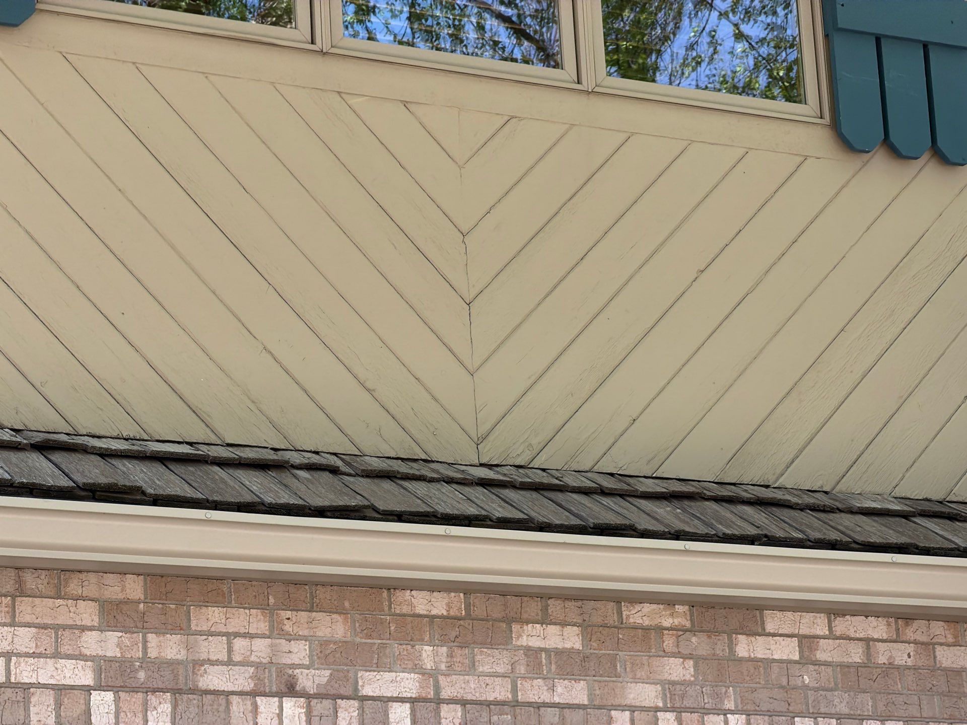 Residential Siding Replacement and Wood Rot Repair in Sioux Falls by Select Painting, Coatings & Garage Cabinets
