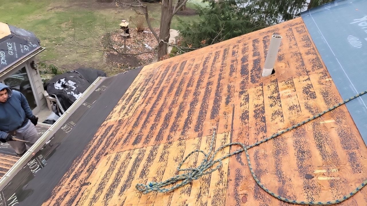 ATLAS PINNACLE HP COLOR: SCOTCHGARD HEATHERBLEND DRIP EDGE: MUSKET BROWN by Eagle Eye Roofing