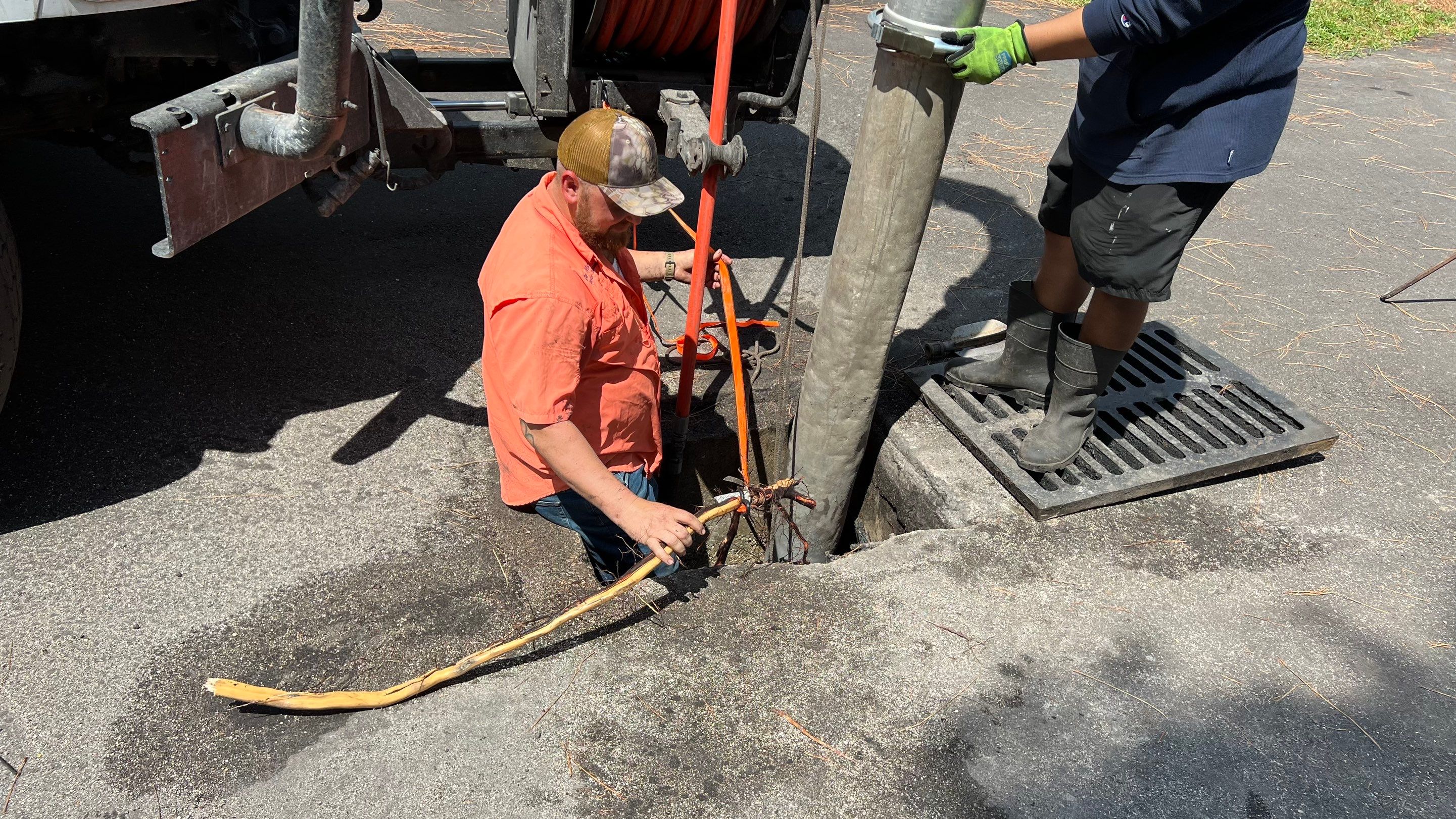Apartment Complex Storm Water System Cleaning and Maintenance by APS Power & Water