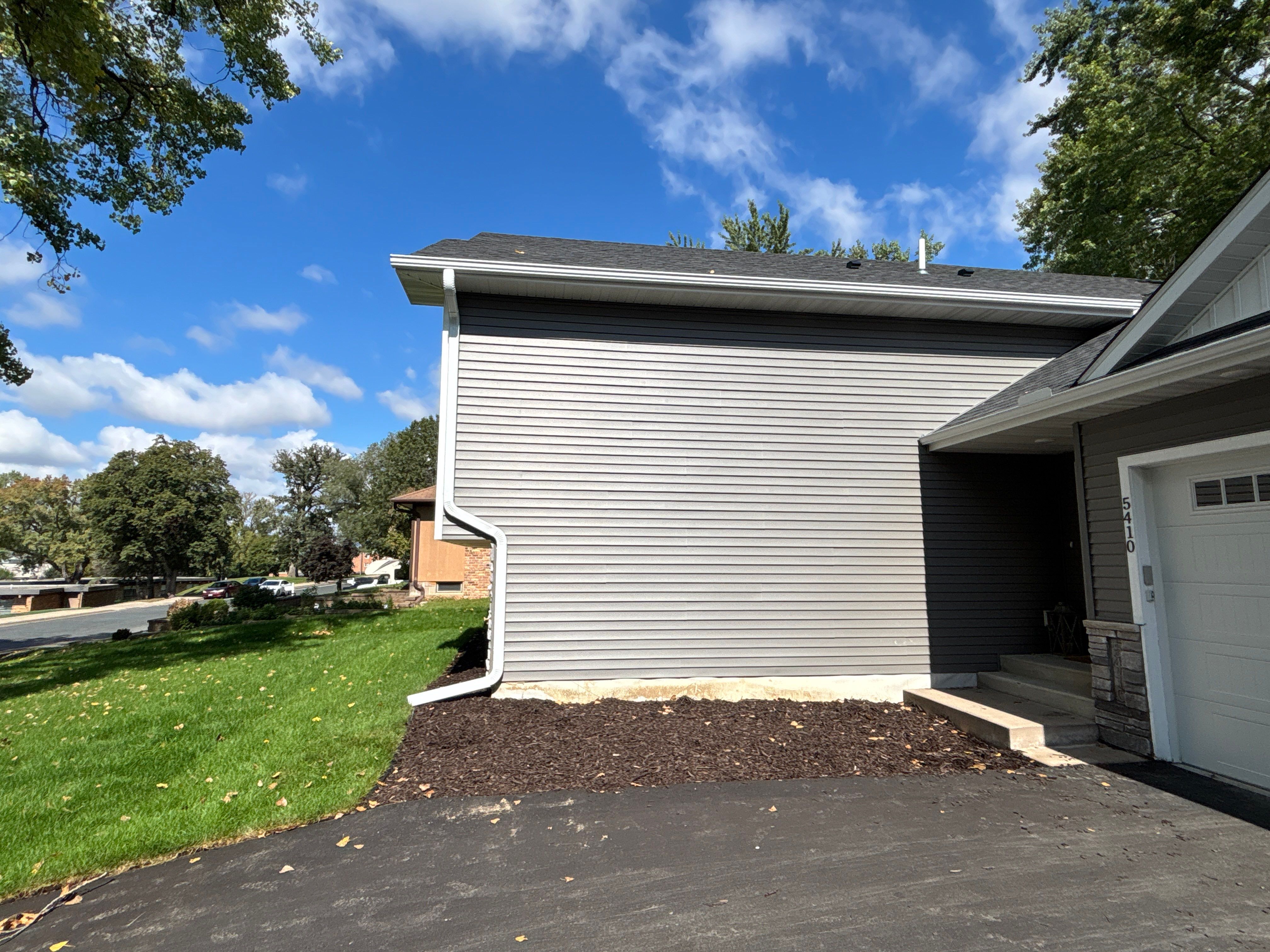 5-Inch Seamless Gutter Installation – New Hope, MN by Next Level Seamless Gutters / Exteriors Inc.