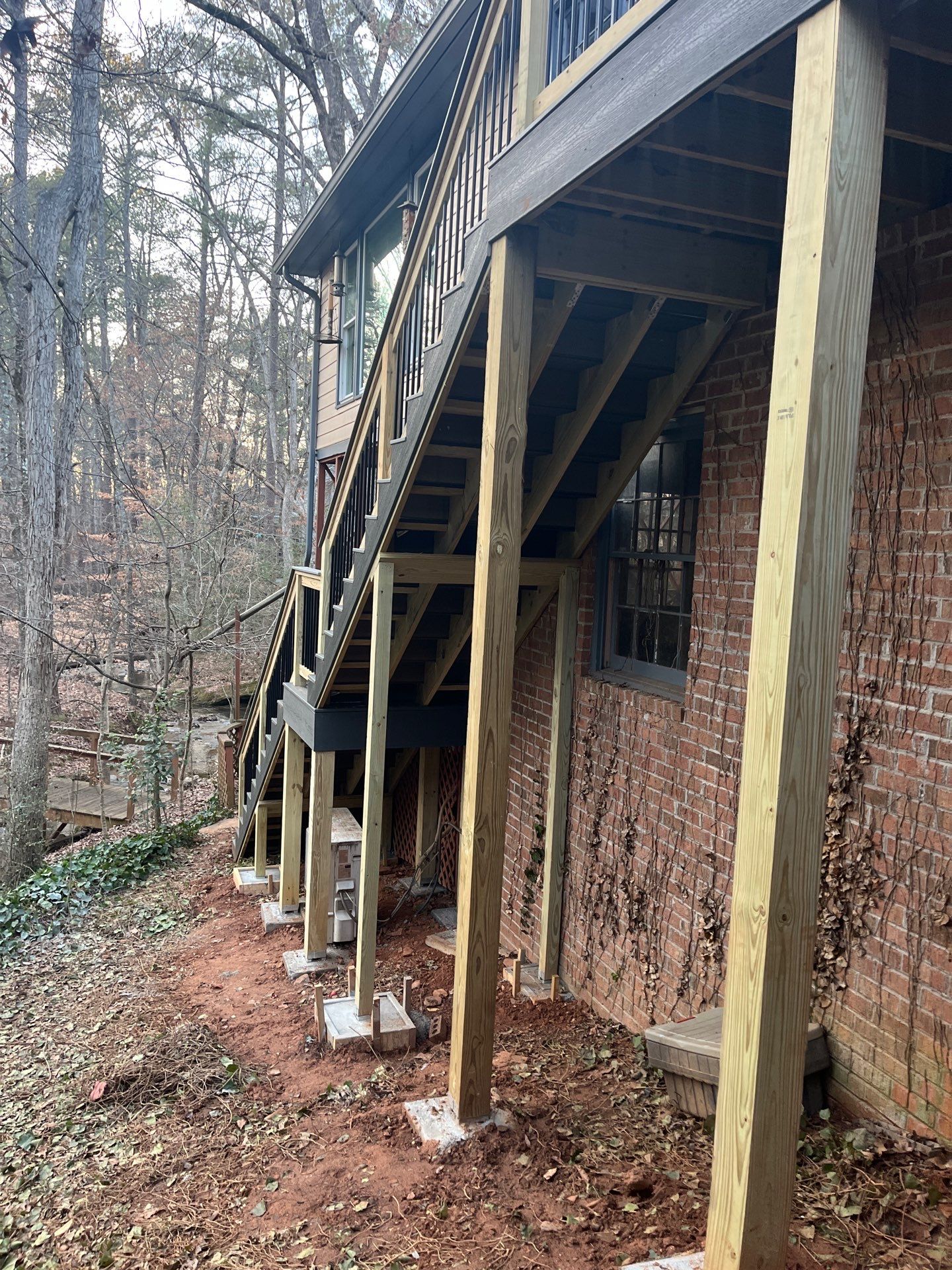 Trex Deck Build with Hybrid Railing in Lilburn, GA by Nelson Exteriors 