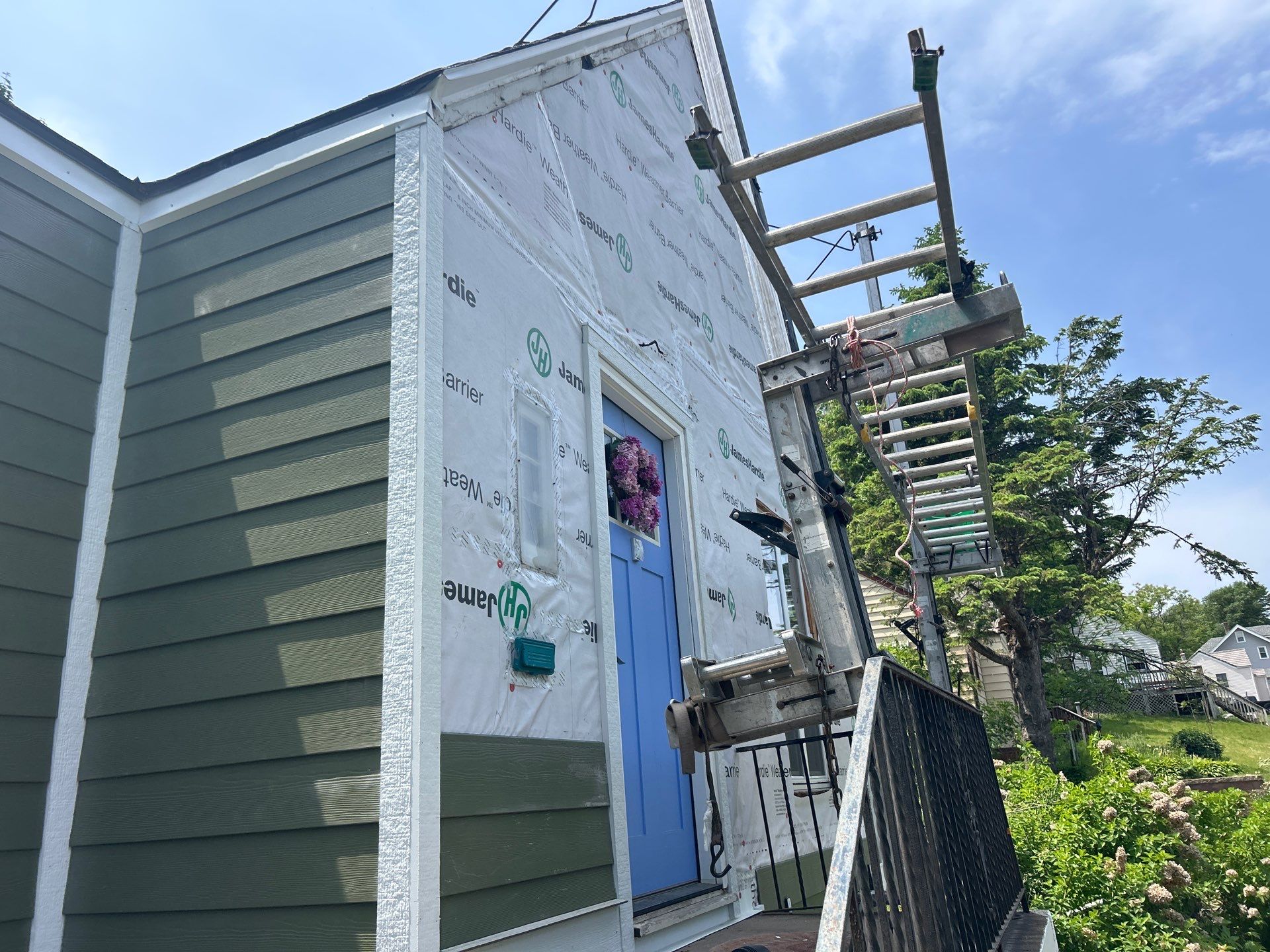 James Hardie Siding Transformation and Window Replacement in Omaha by Carps Complete Exteriors