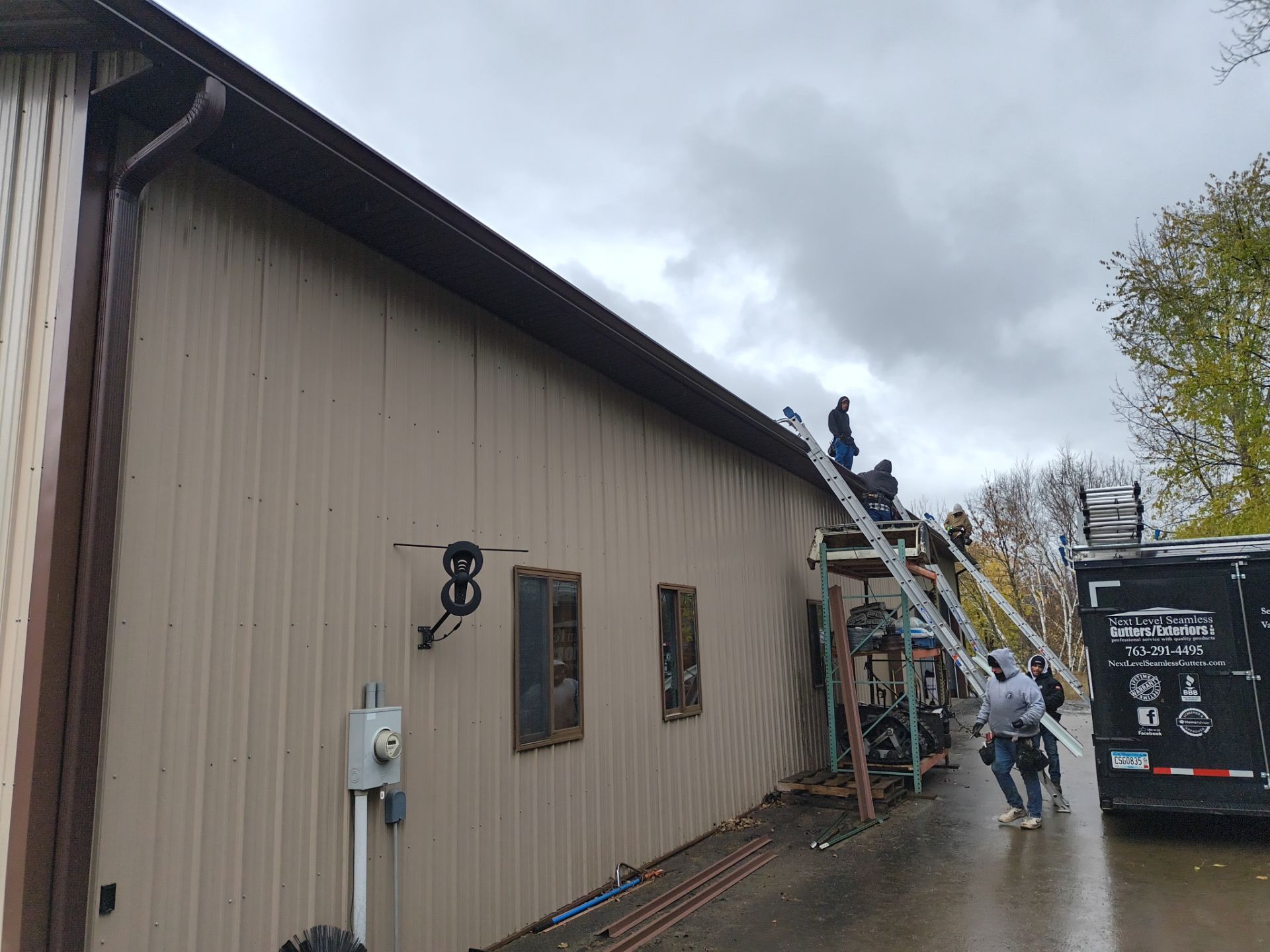 6-Inch Royal Brown Seamless Gutter Installation with Snow Rails – Monticello, MN by Next Level Seamless Gutters / Exteriors Inc.