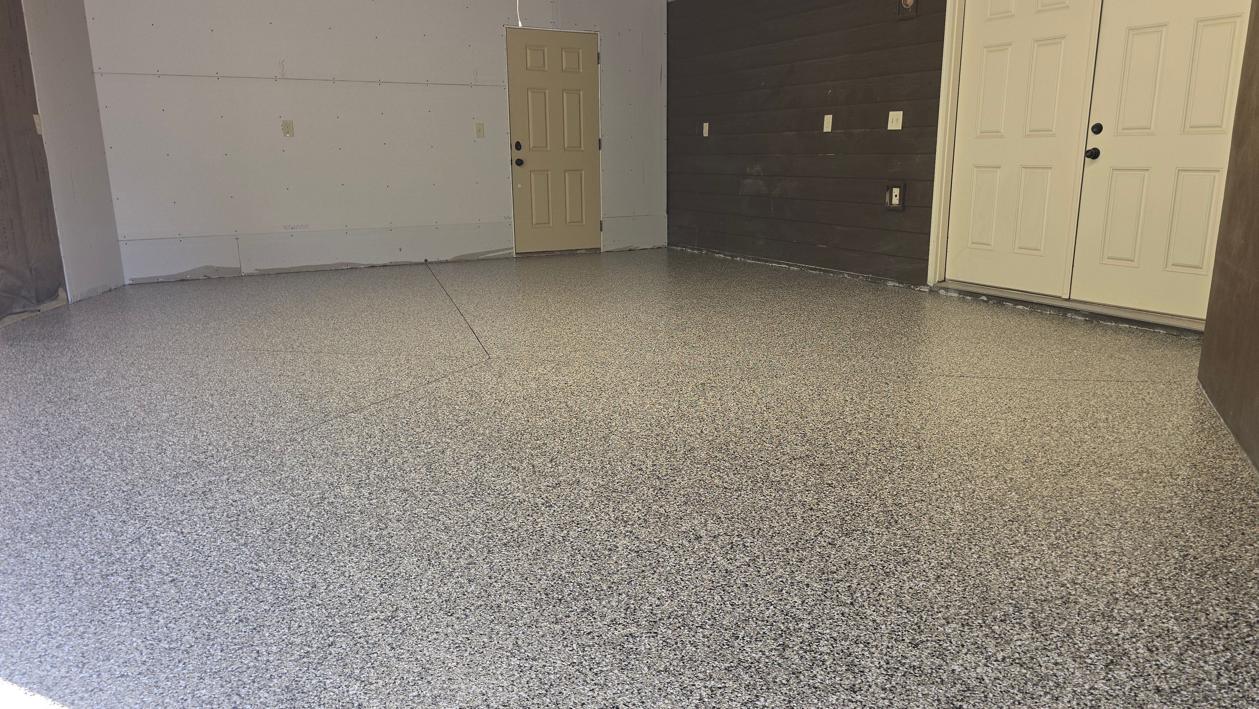 Garage Using Loon  by Elite Floor Solutions