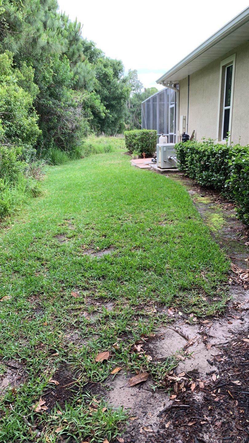 Bradenton, FL Vinyl Picket Fence Installation using White Vinyl Picket Fence by Asap fence and gates, LLC