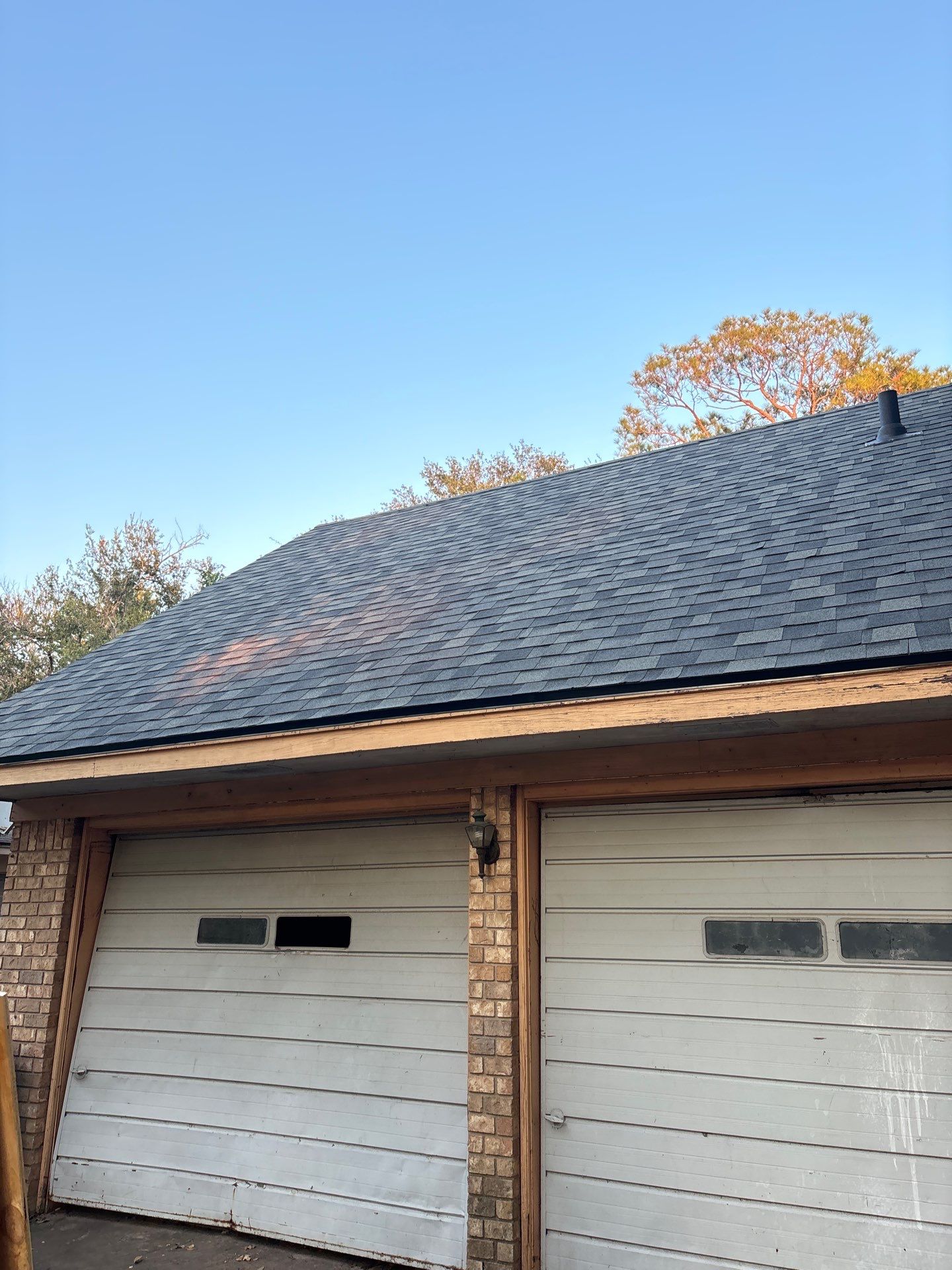 Residential Roofing Installation using Owen's Corning Duration (Lifetime) Shingles by Roof Repair Company