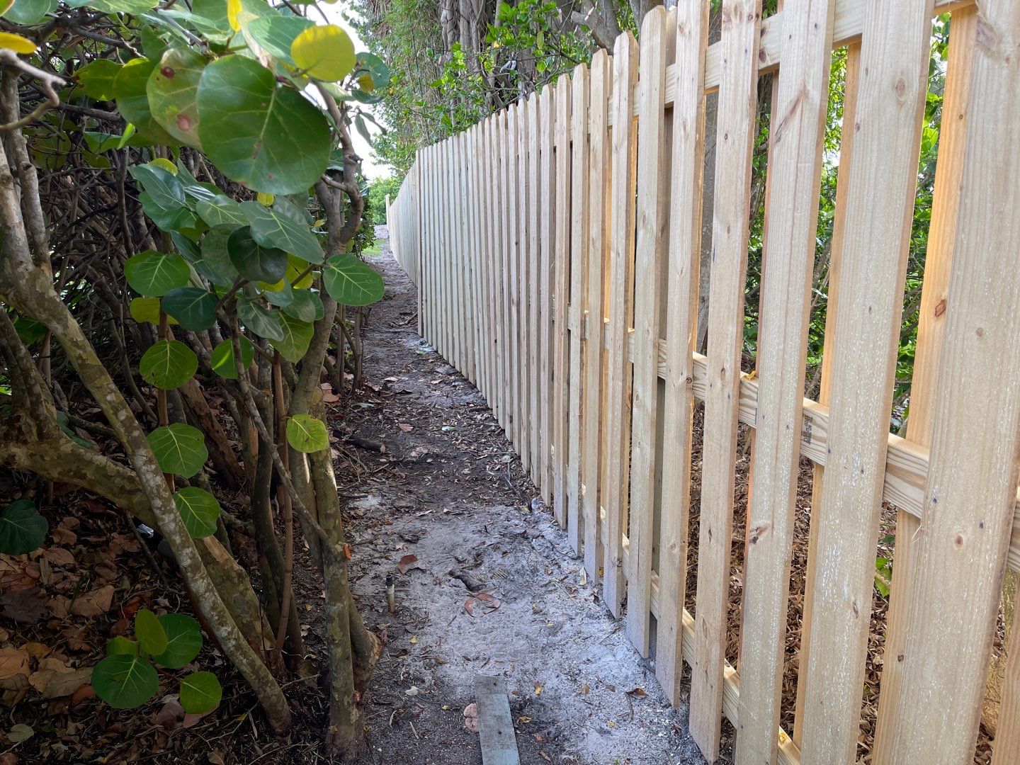 Long Boat Key, FL Shadowbox Style Wood Fence by Asap fence and gates, LLC