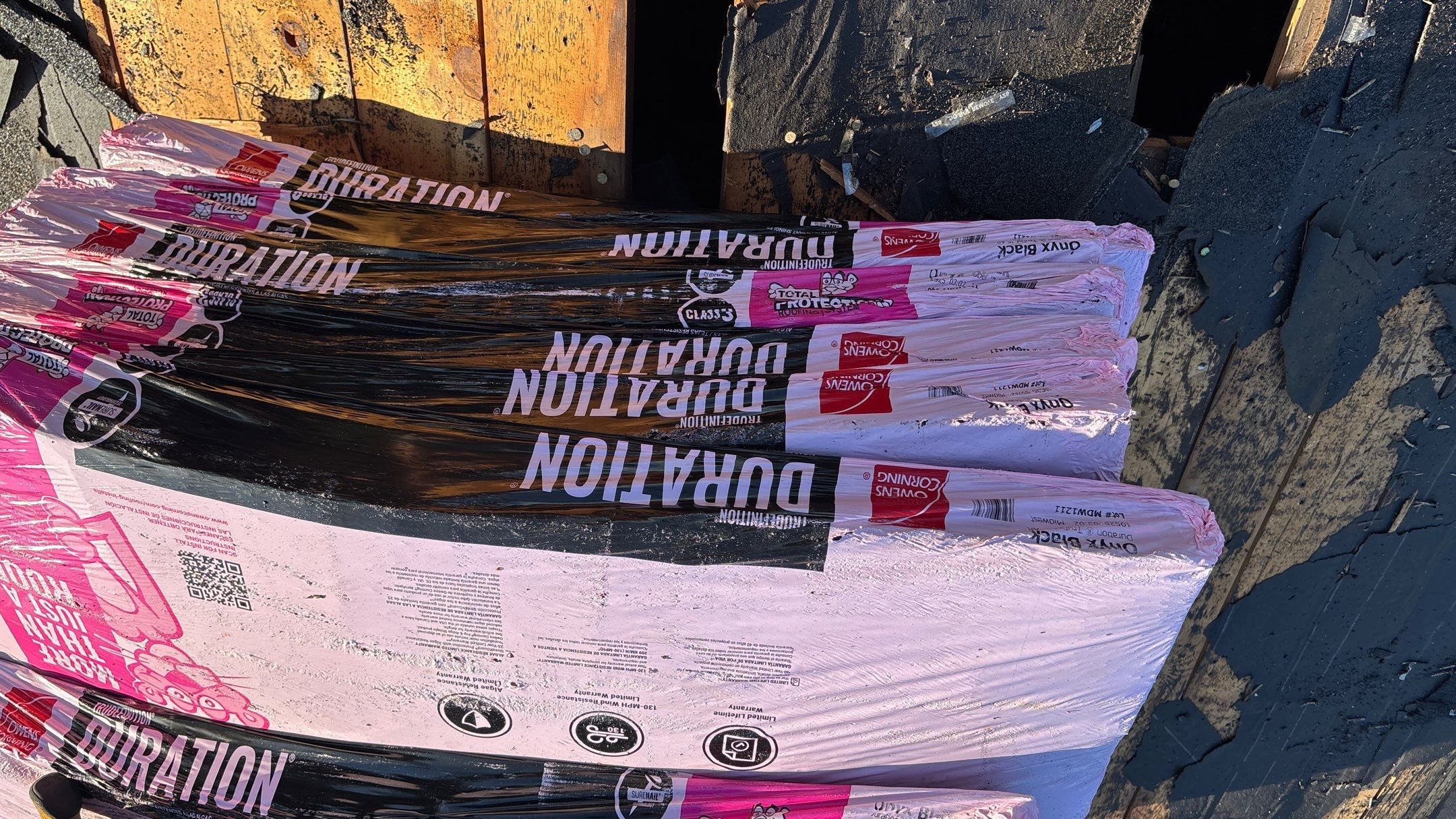 Roof Replacement using Owens Corning Onyx Black by 180 Contractors