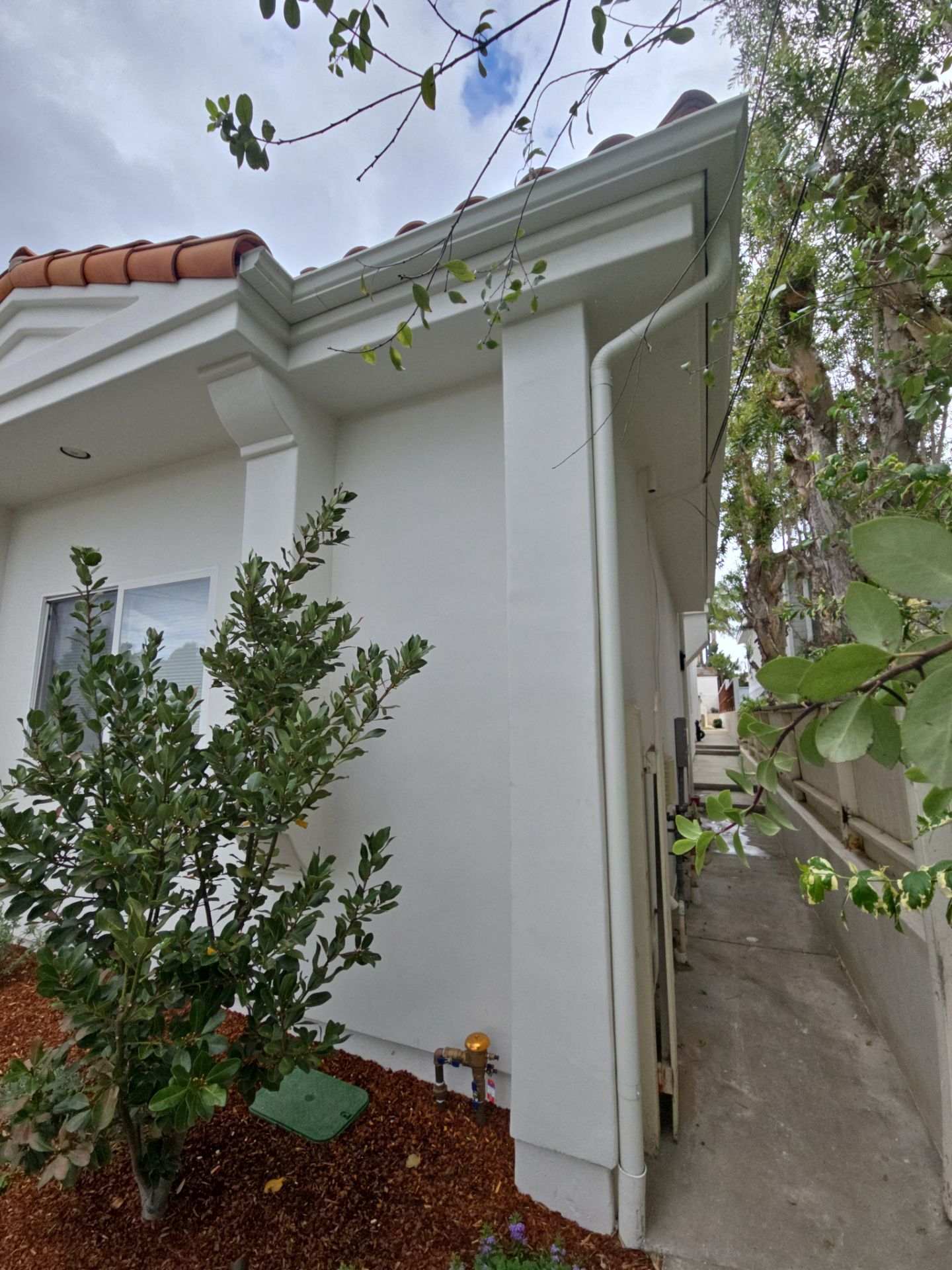 Rain Gutters Project in Manhattan Beach by Insulation Labs