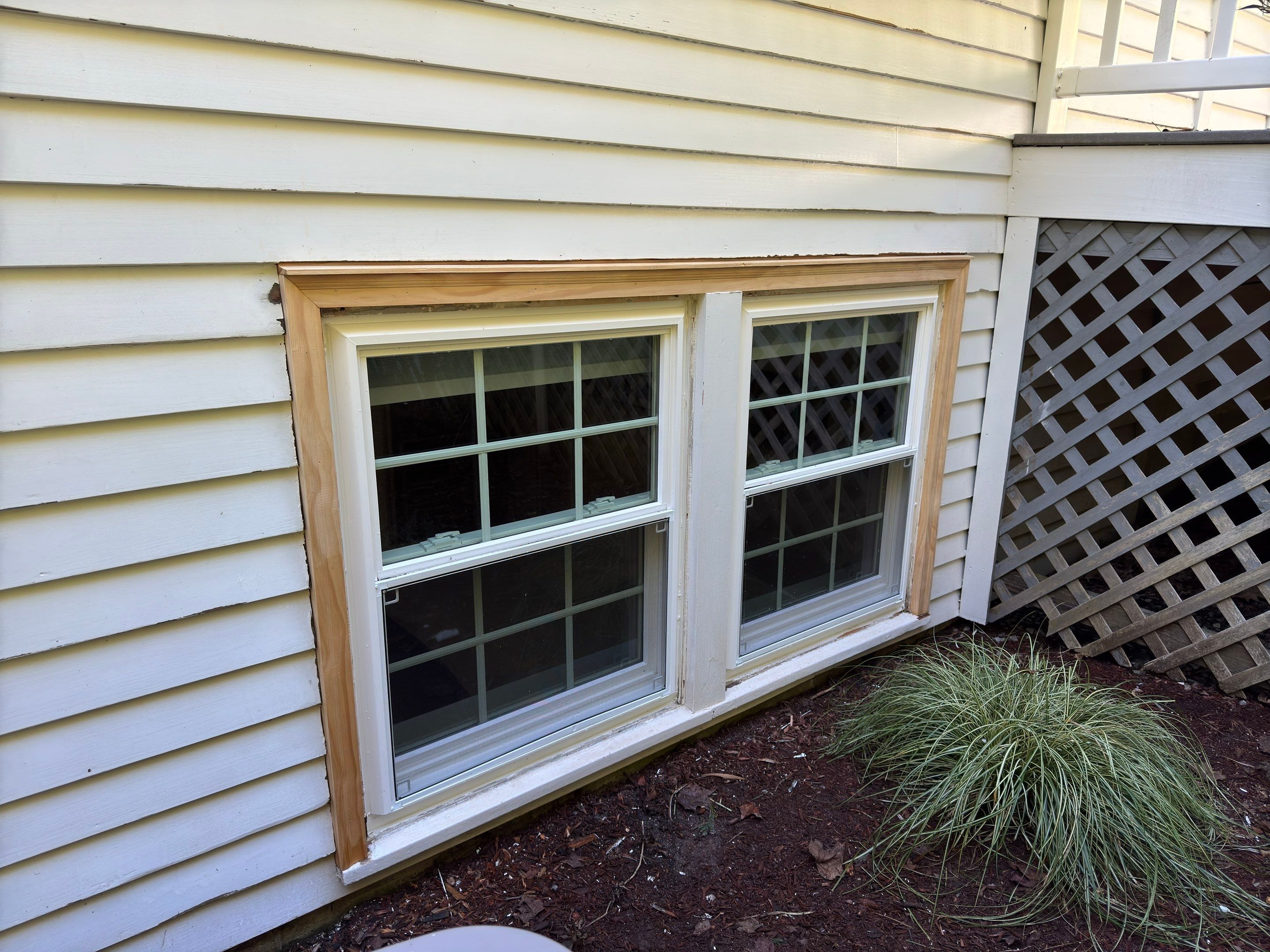 Exterior Painting using Benjamin Moore Aura Exterior by Trendy Walls Inc.