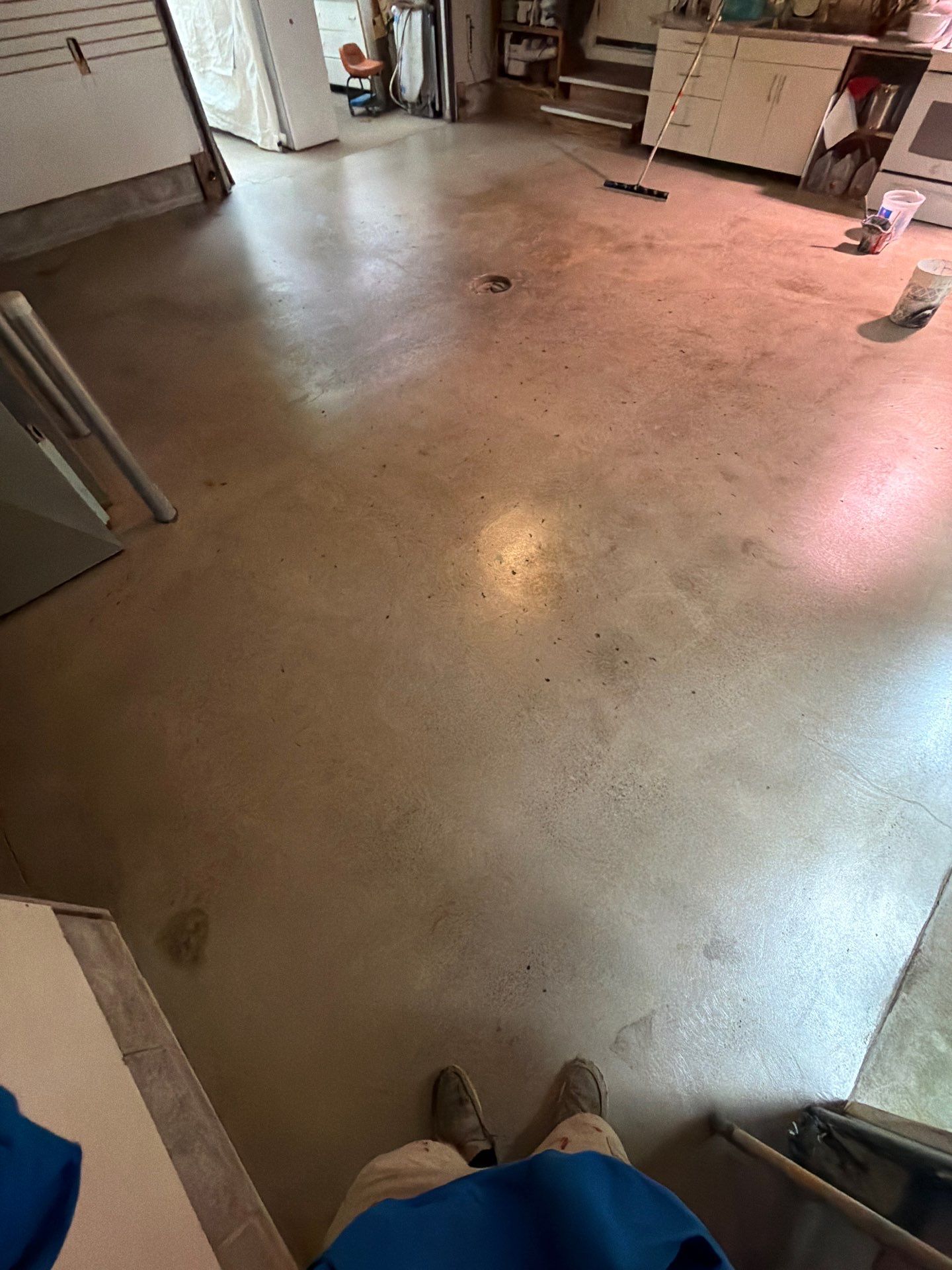 Custom Multi-Colored Epoxy Flake Garage Floor Coating in Montague by Gordon Painting