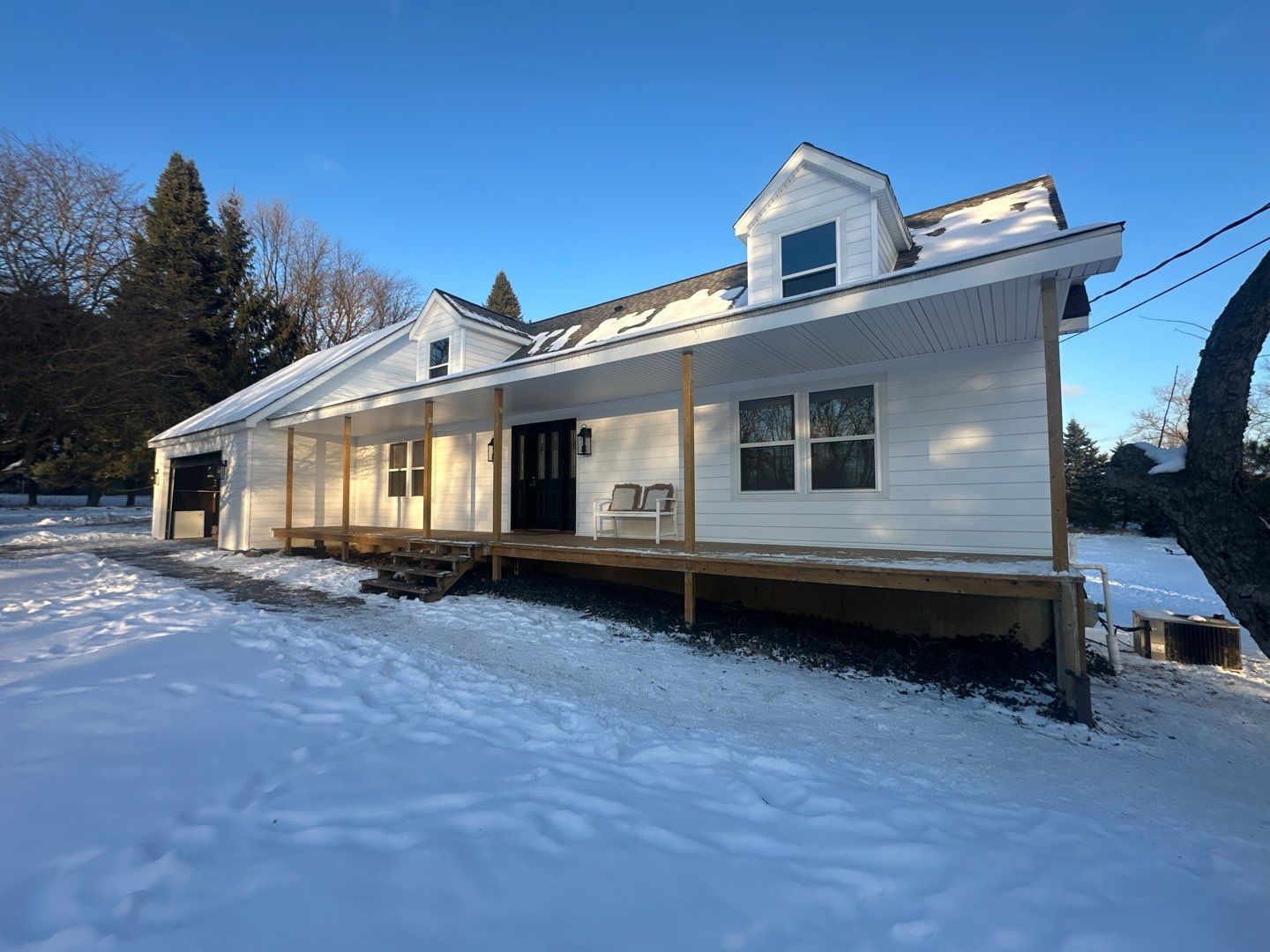 Siding Replacement using Ascend 7" Composite by 180 Contractors