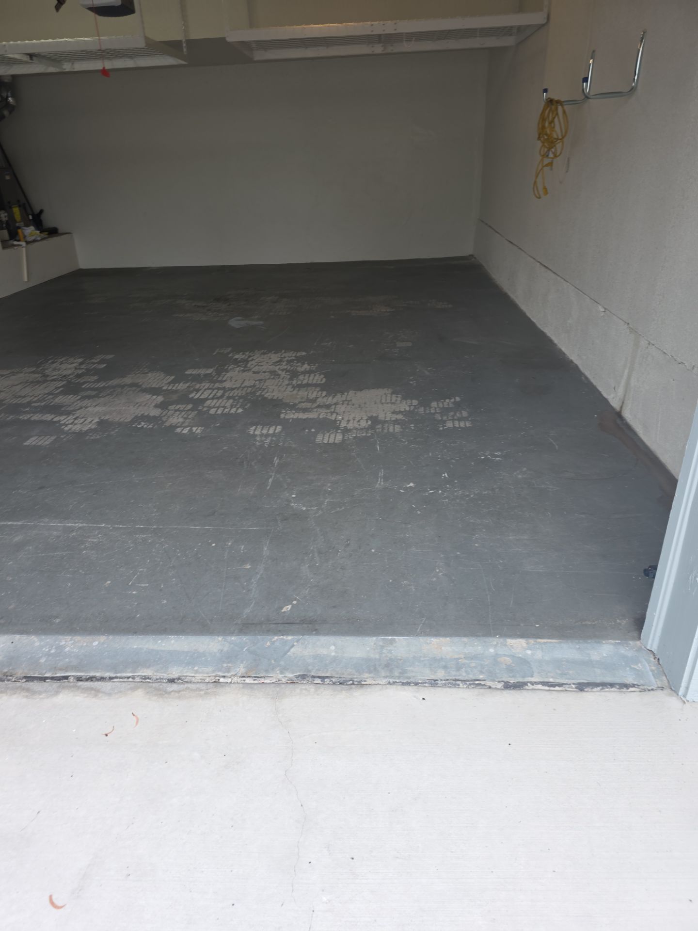 Garage Floor Resurfacing and Coyote Chip Coating in Morro Bay by MGP Coatings
