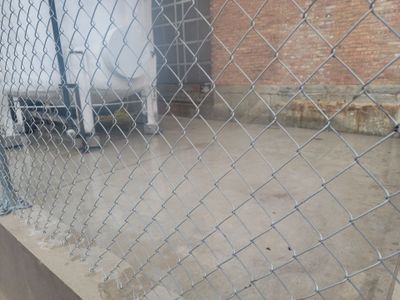 commercial pressure washing using Hot water