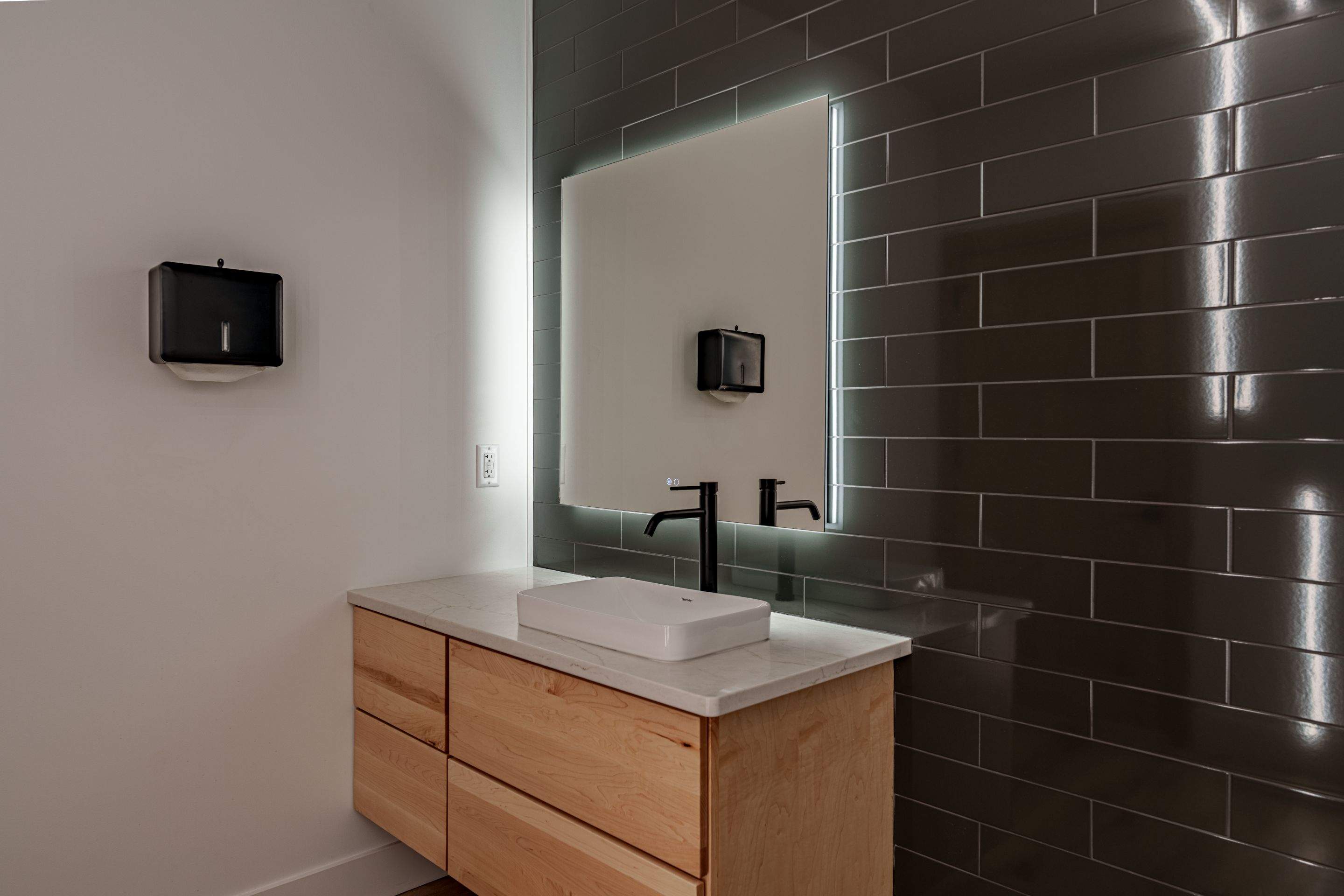 Dacus Construction Company Offices by Dacus Construction