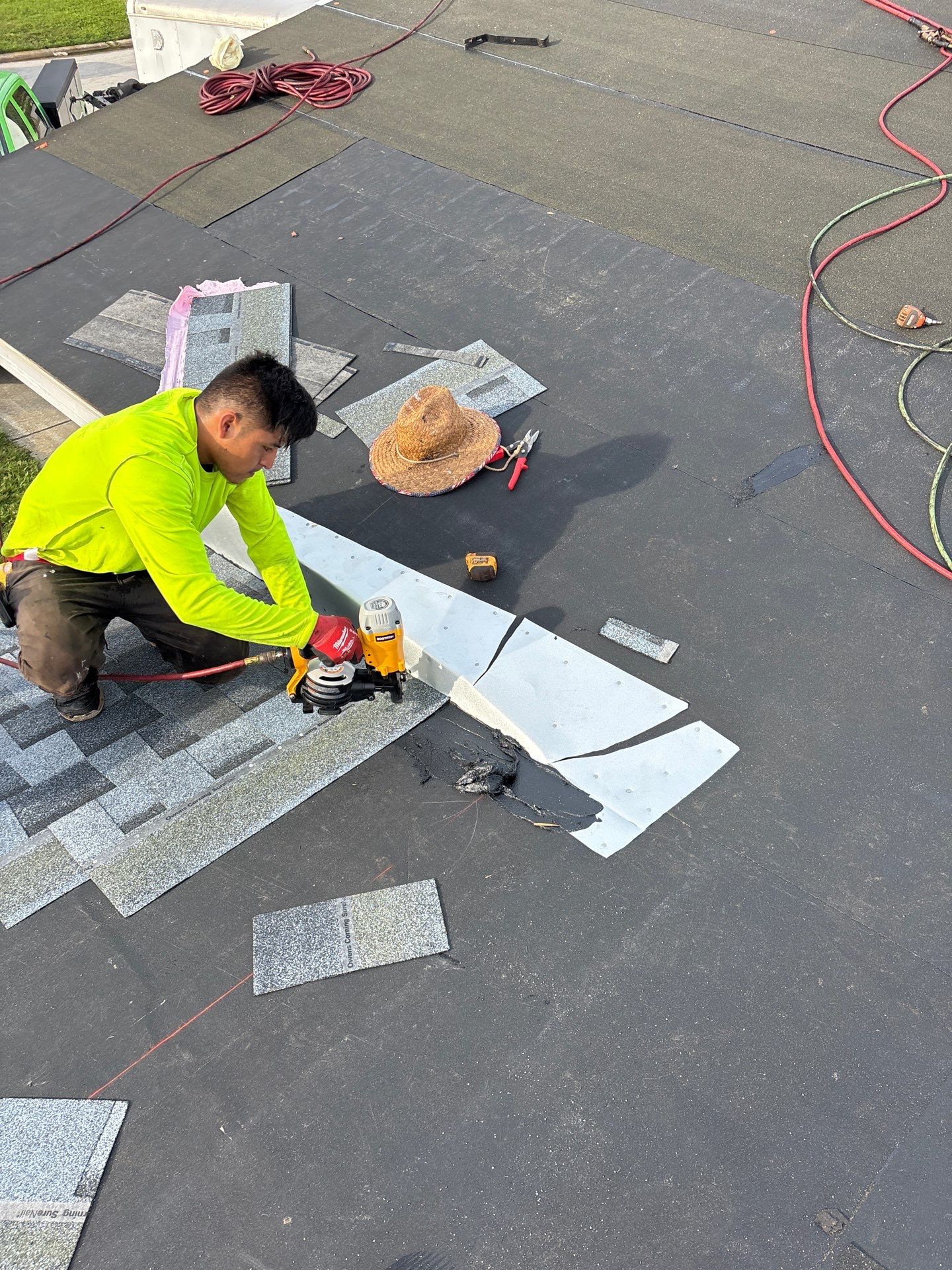 Project in St. Petersburg 33705 by Mitchell Roofing Company LLC 