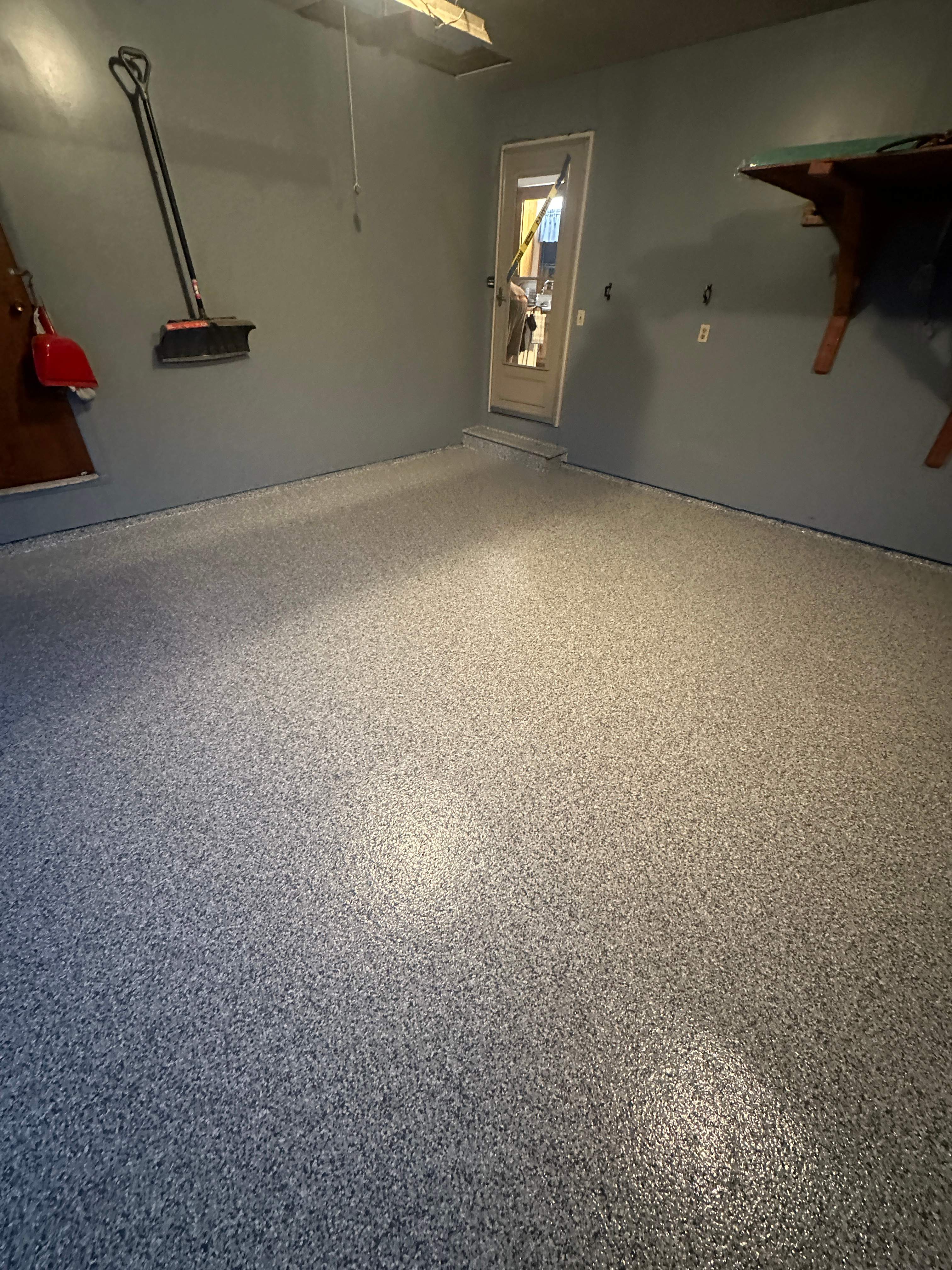 Gravel Garage Normal by Loud Bros