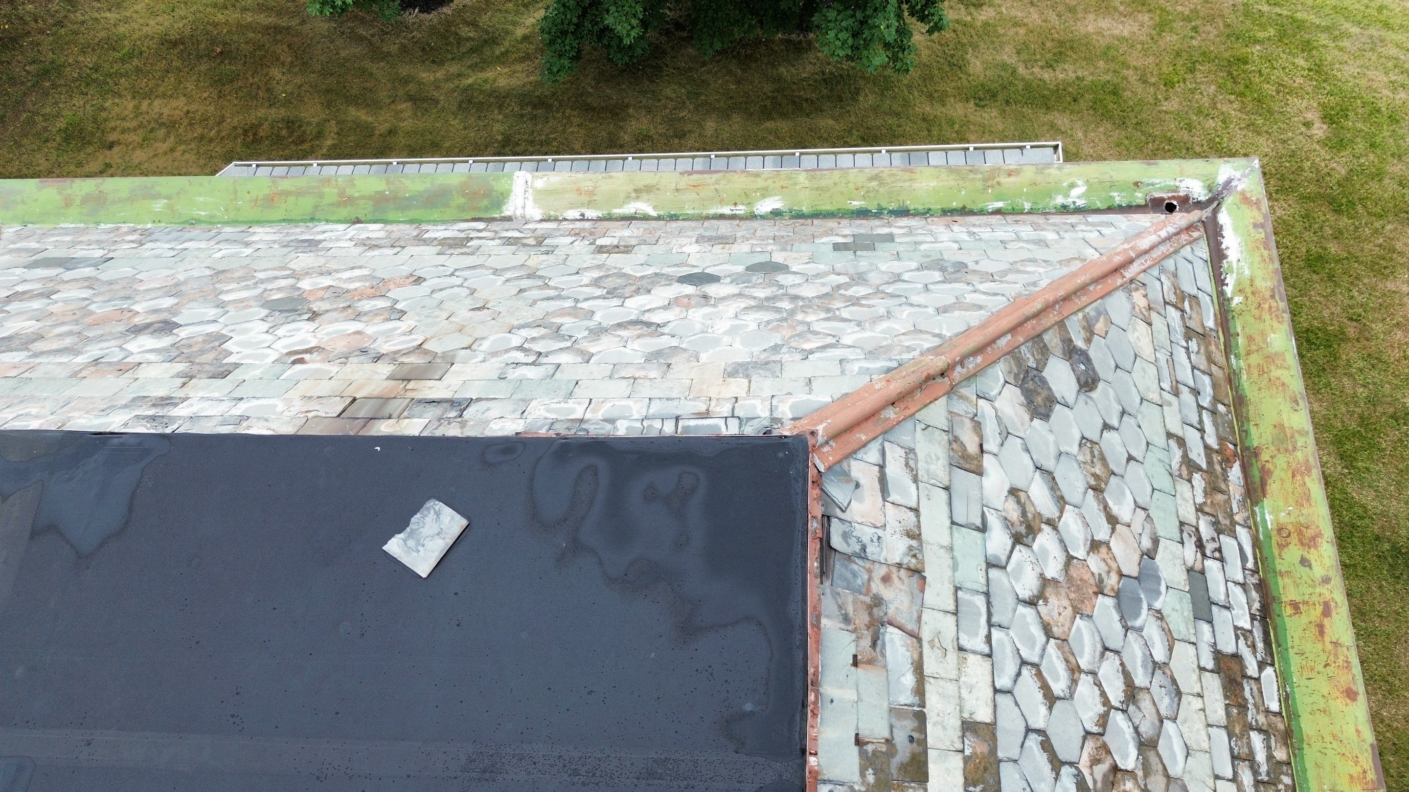 Residential Roofing Installation using Timberline HDZ Shingles - Nantucket Morning by RoofX 
