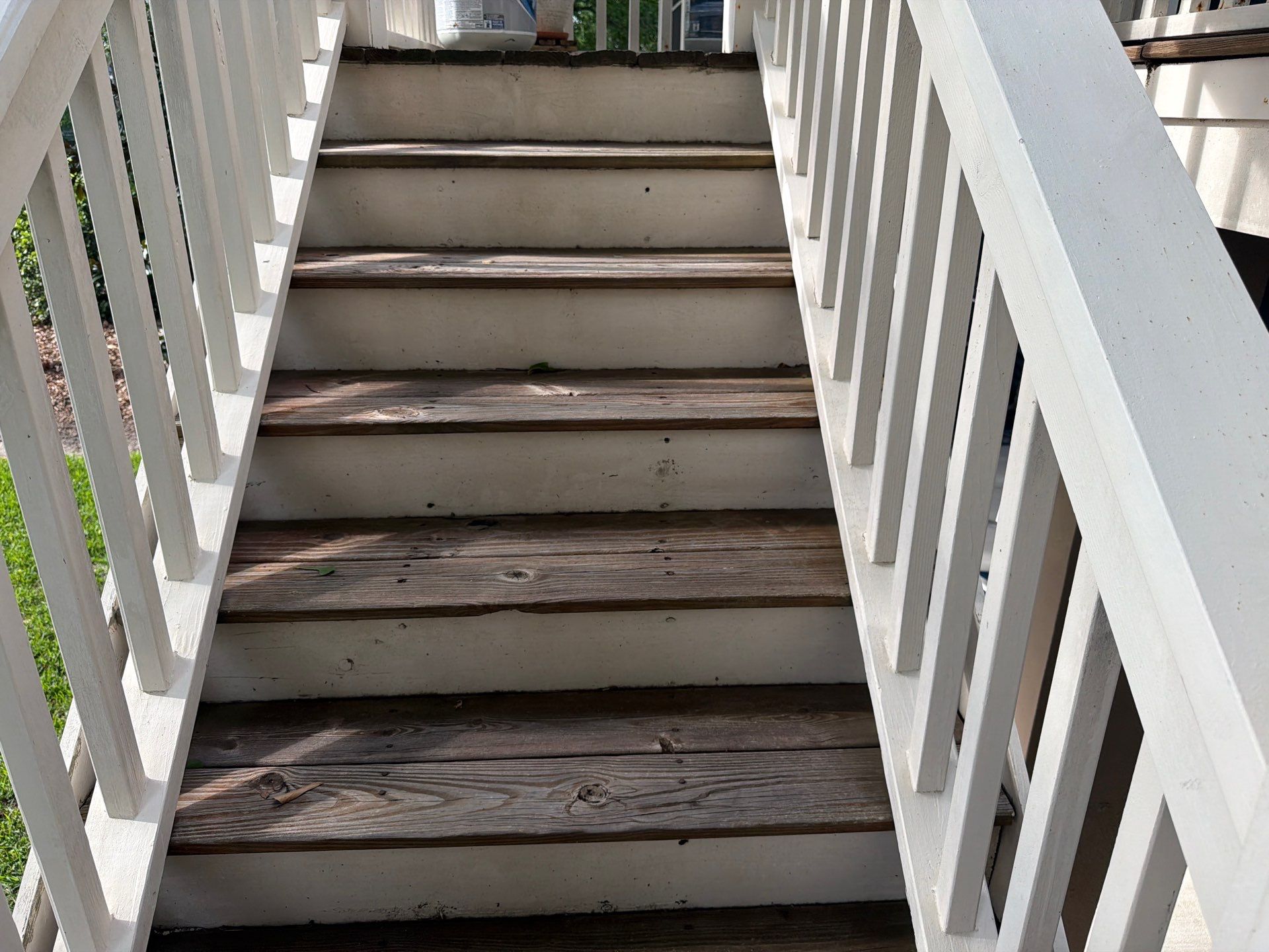 Deck using Wood Sealant by DuraSeal