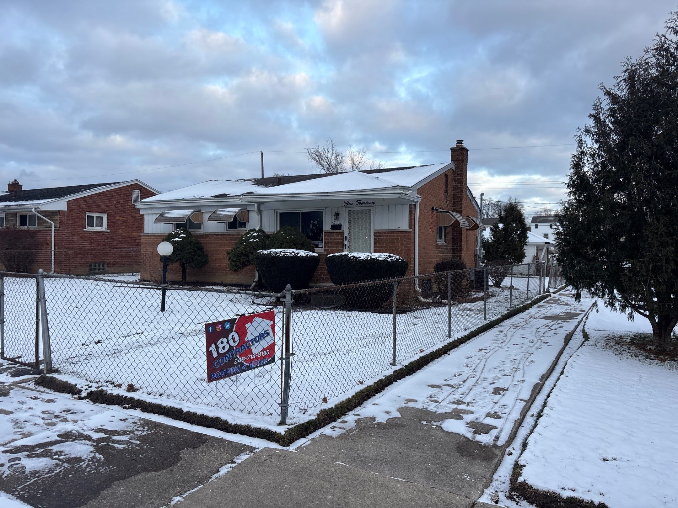 Siding Replacement using Alside D4 Odyssey-Plus Dutchlap White by 180 Contractors