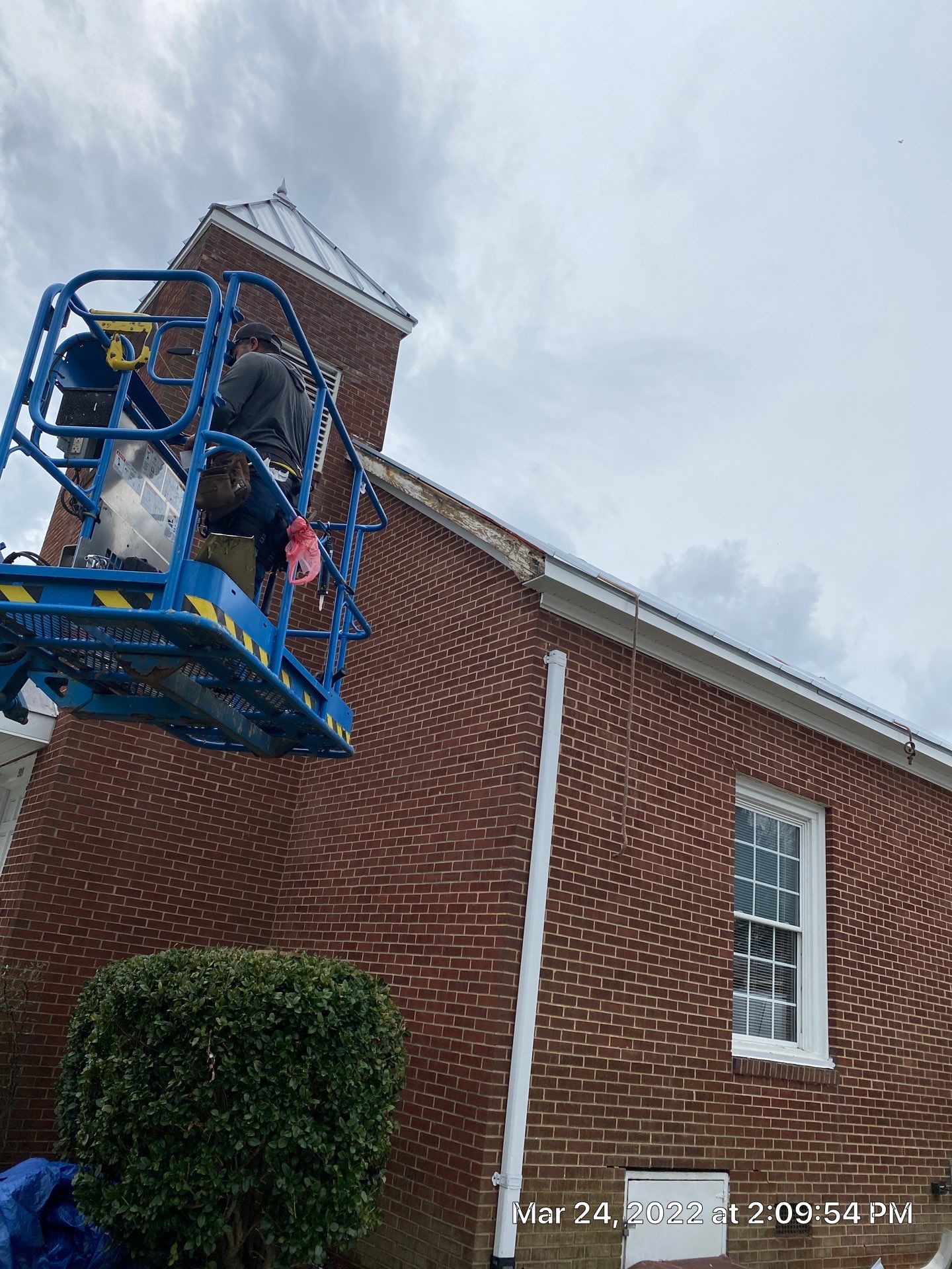 Primitive Baptist Church using Standing Seam Metal by Just In Time Roofing and Restoration