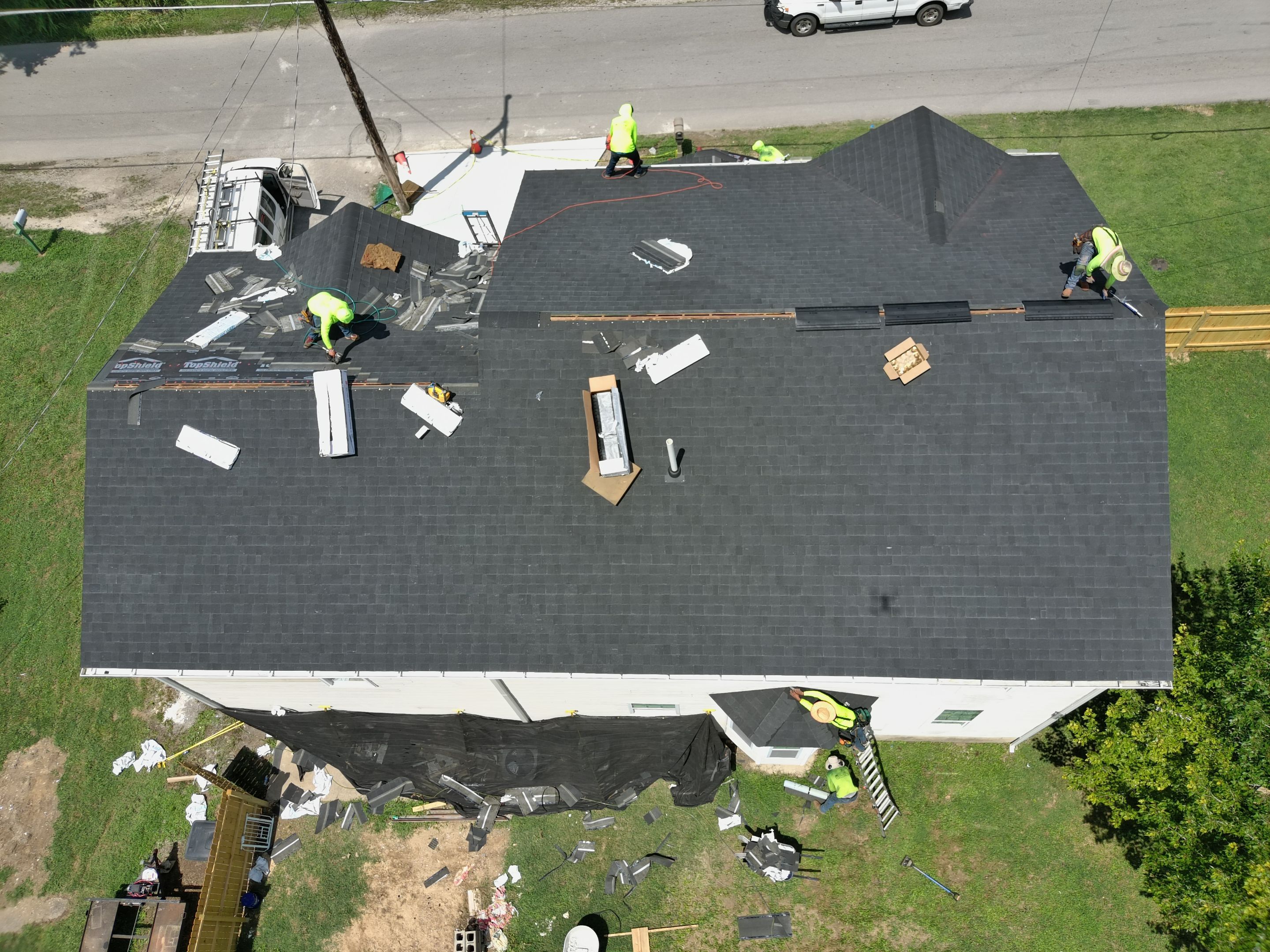 π South Point Gets a Dynasty Makeover by Mr. Roofer