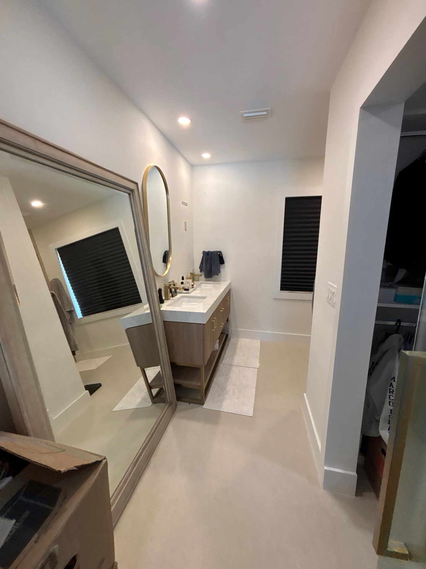 48x48 Flooring - East Boca Raton by Hevi Tile