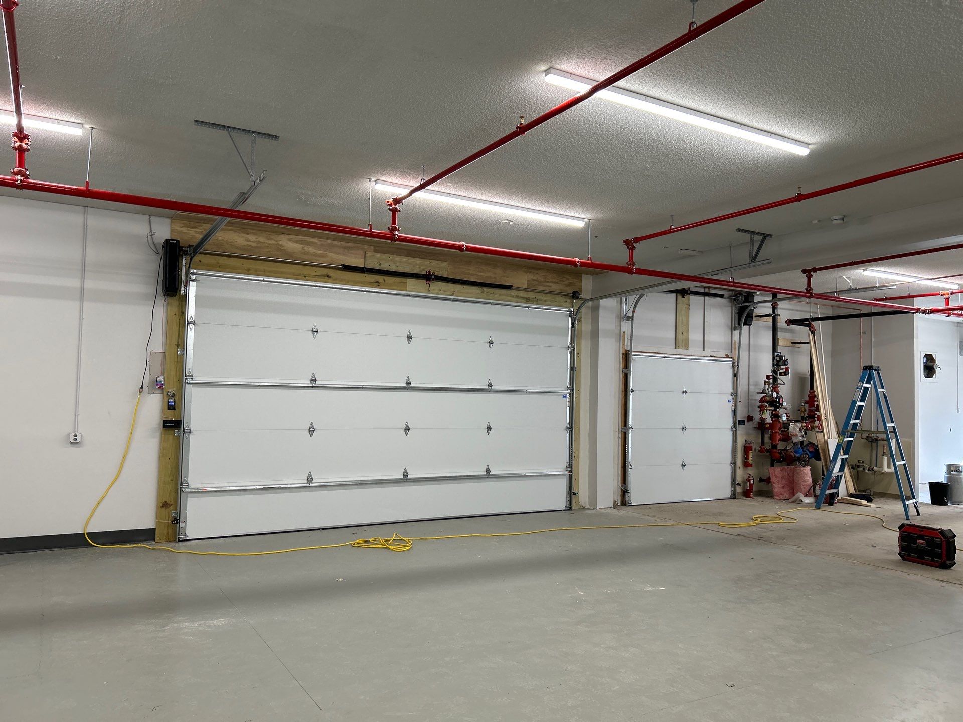 Door Installation using Raynor Encore Garage Door by Keene Door