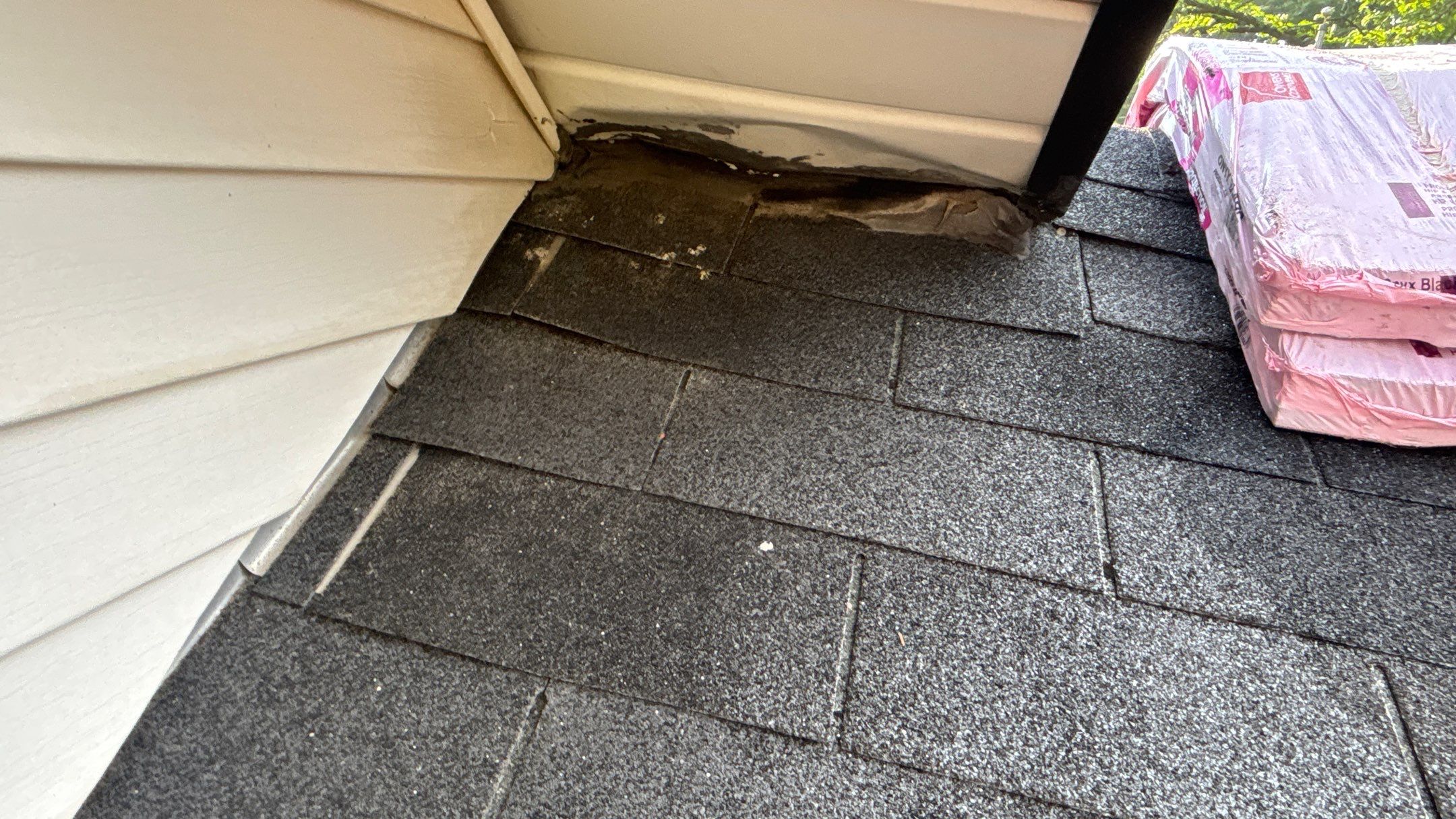 Roof Replacement using Owens Corning Onyx Black by 180 Contractors