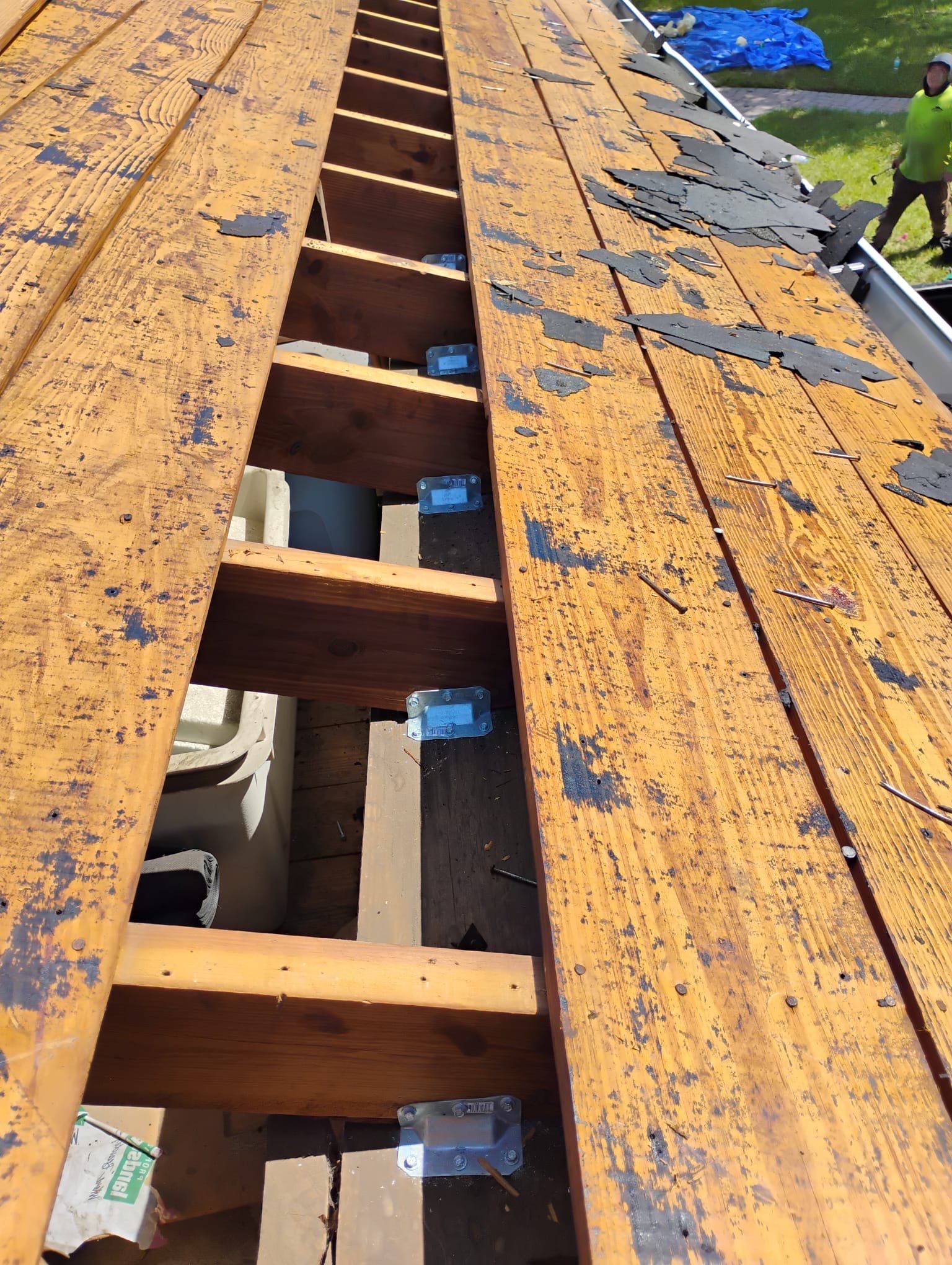 Project in St. Petersburg 33703 by Mitchell Roofing Company LLC 