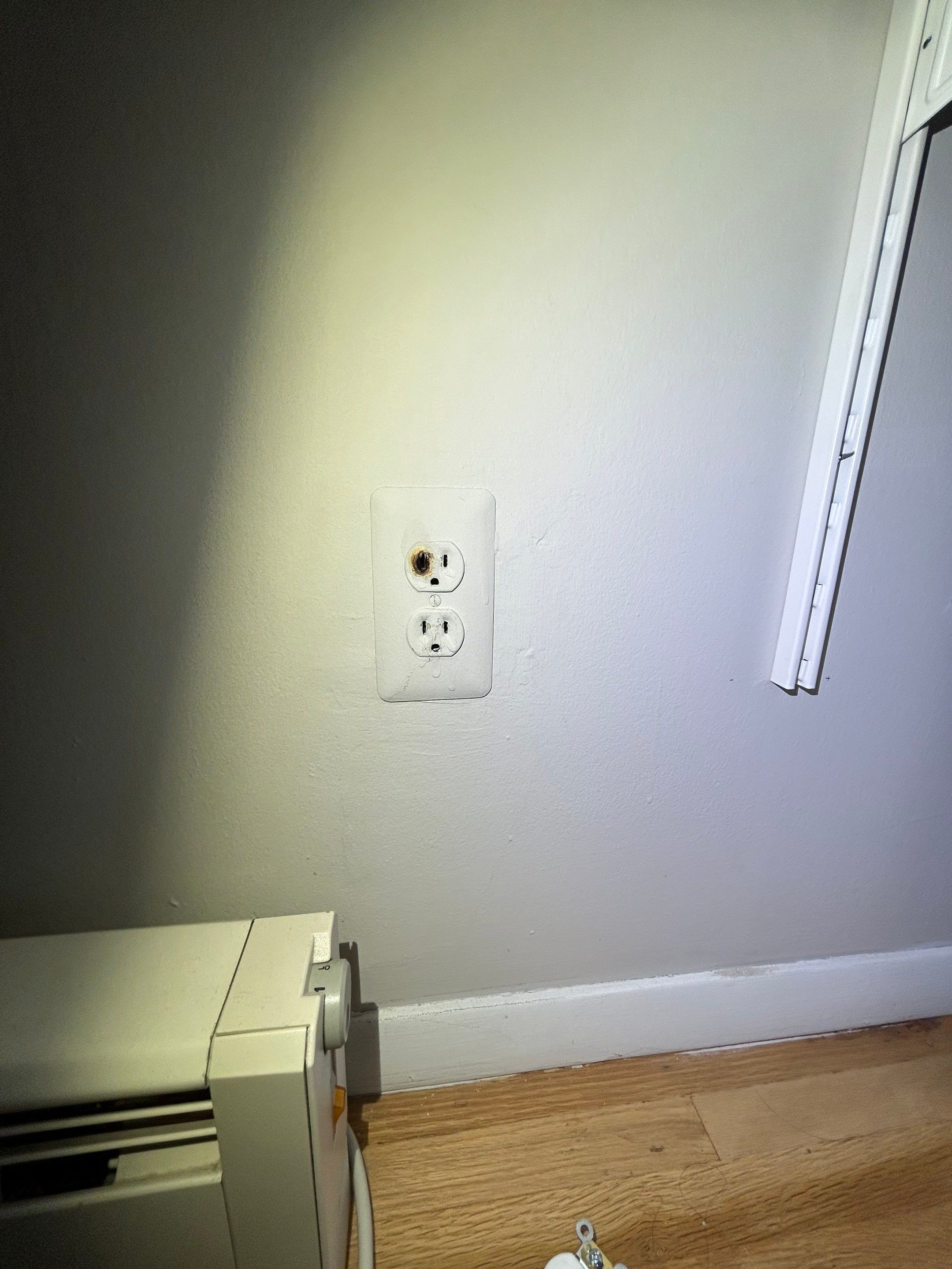 Outlet Replacement by Xpert Electric