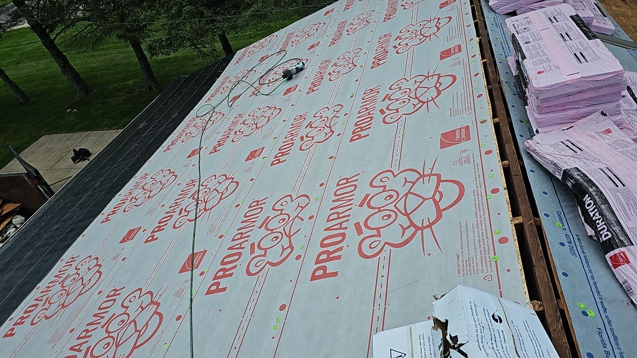 OWENS CORNING COLOR: Onyx Black by Eagle Eye Roofing